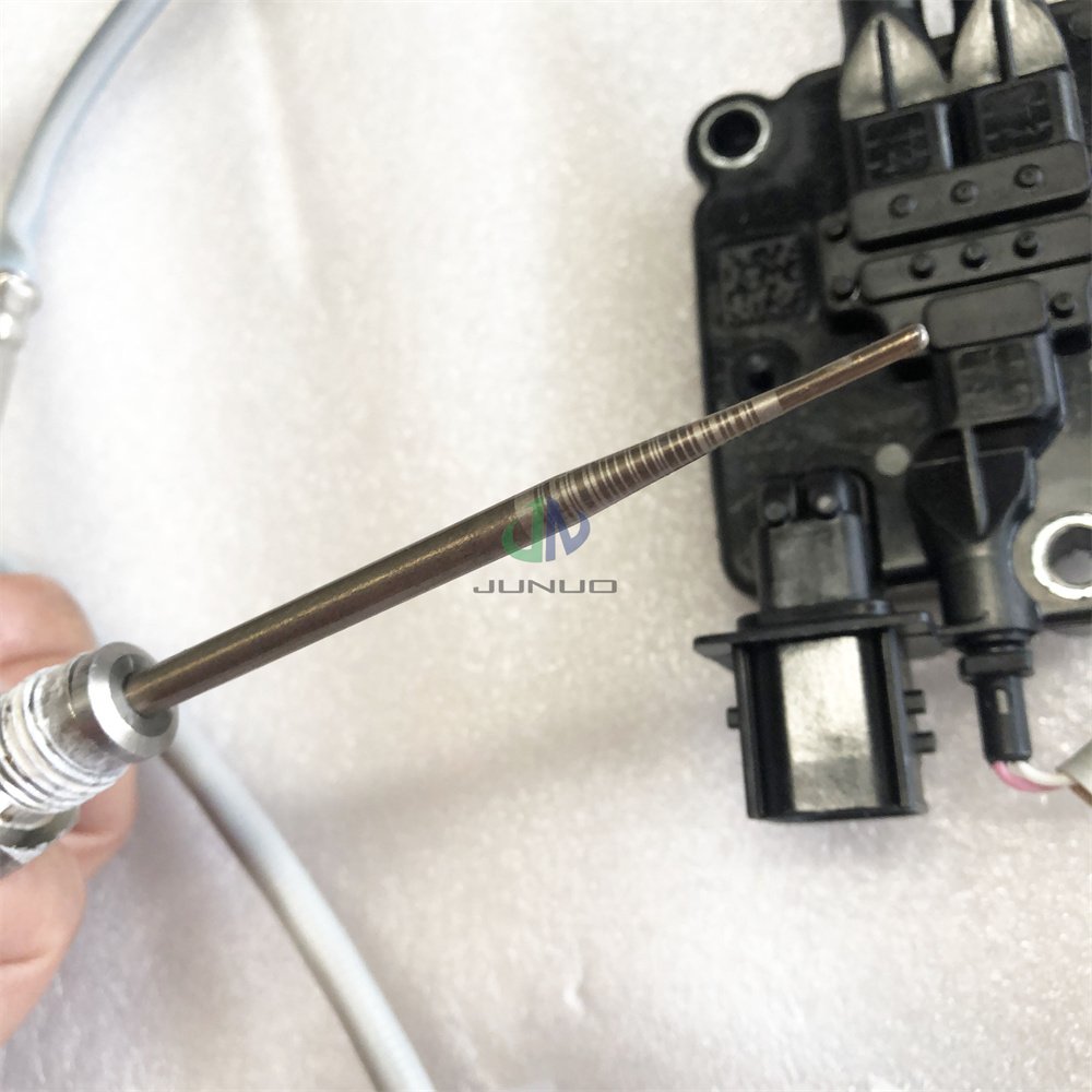 Auto Engine Systems Diesel Engine 5572223 A061Z470 Exhaust Gas Temperature Sensor for FOTON