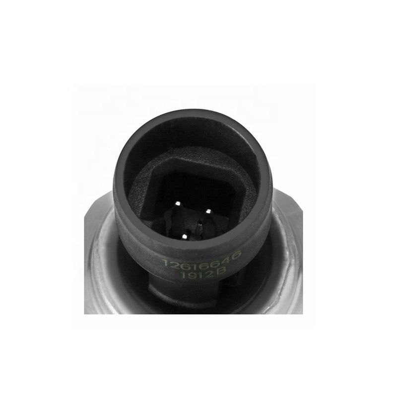 Engine Oil Pressure Sensor for Chevy GMC Express Tahoe Silverado 12616646 12677836 gm