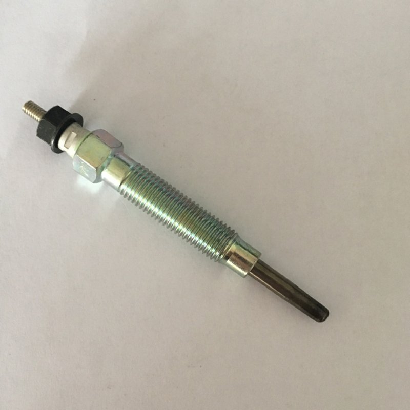 AUTO 24v glow plug 55590467 glow plug pressure sensor 55568366 glow plugs insignia for car