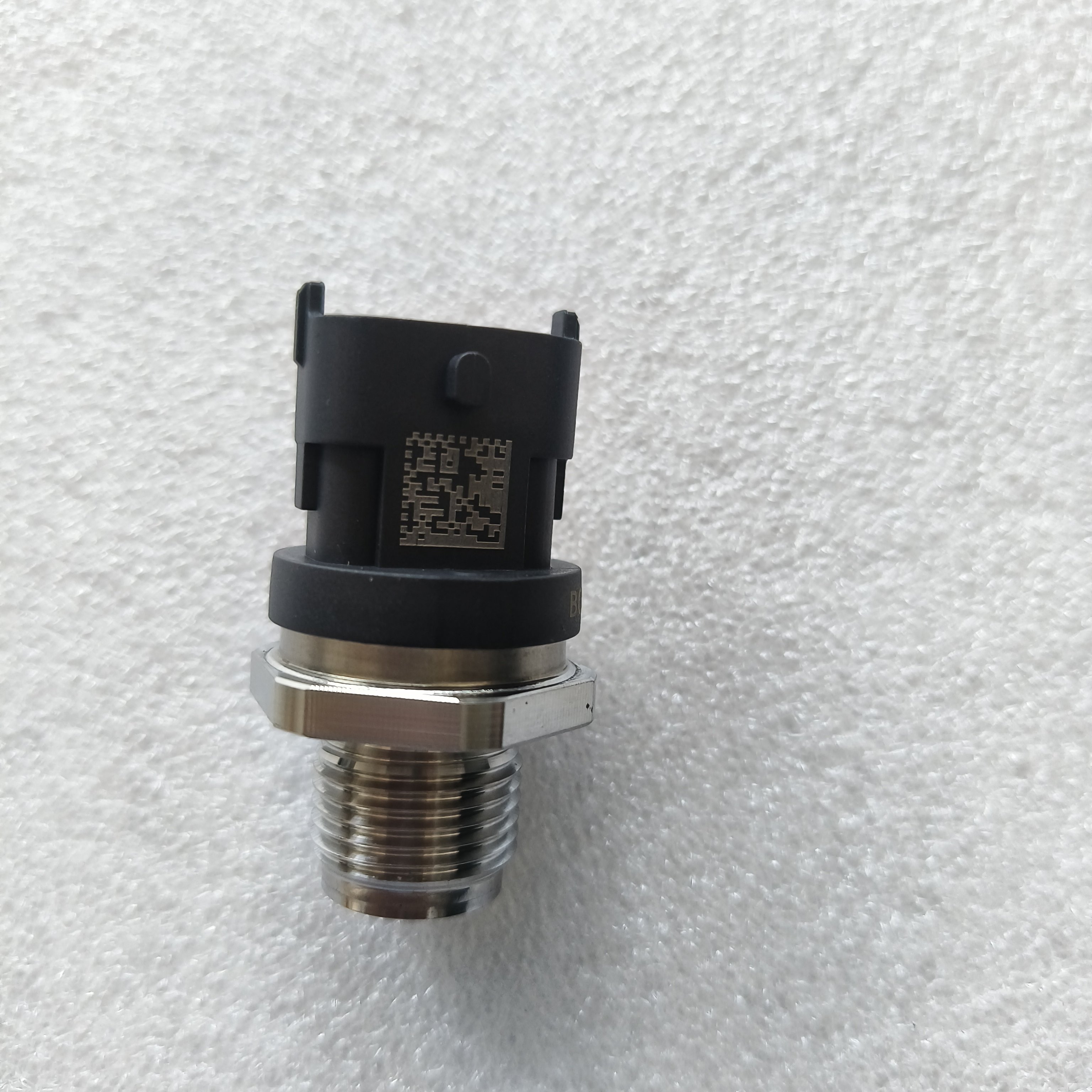 Auto Engine Parts Pressure Sensor Pressao Rail 0281006117