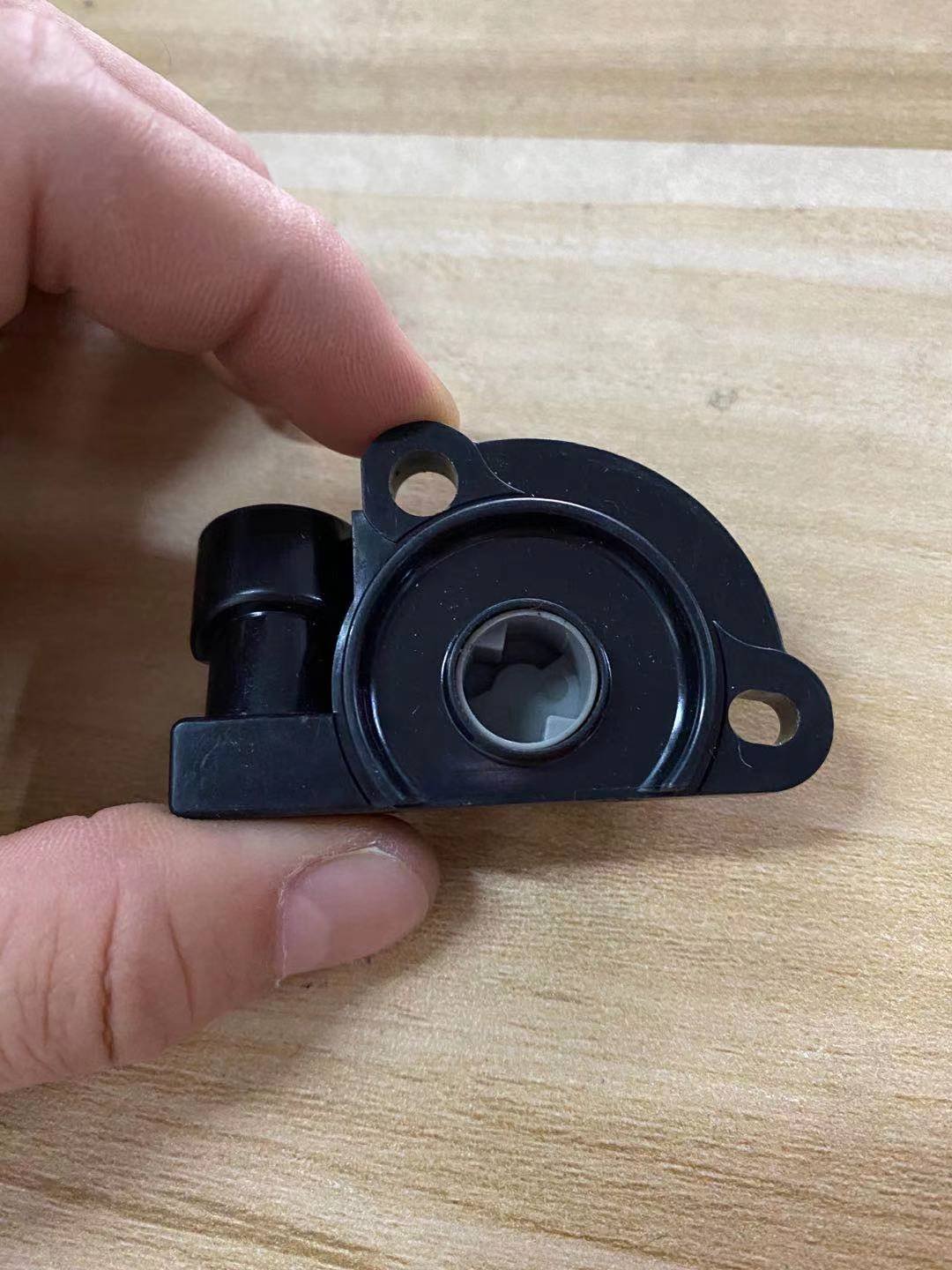 Auto Parts Auto Sensors Throttle Position Sensors For Opel ASCONA ASTRA 17106682