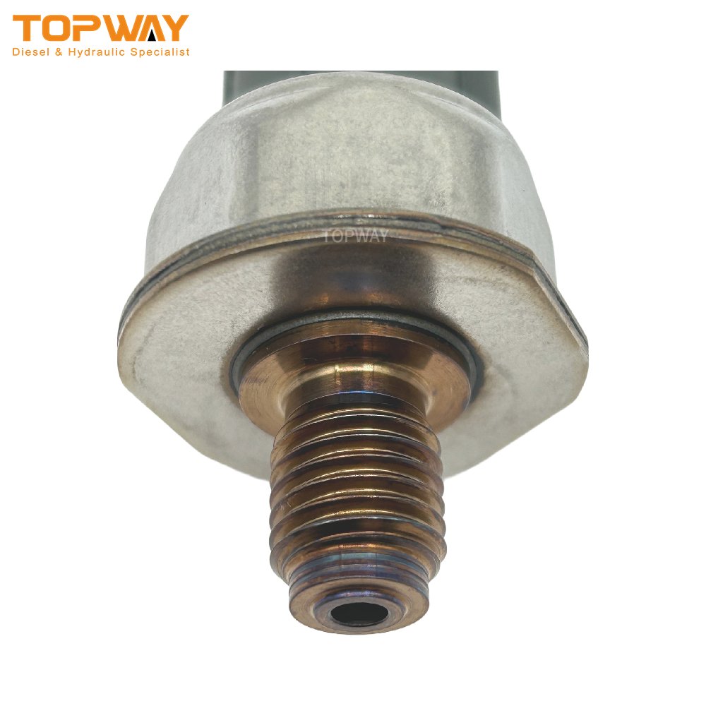 Excavator Fuel Pressure Sensor 8-97328898-0 897328-8980 8973288980 SH460-5 ZX870 ZX670 6UZ1 6WG1 Fuel Cell Sensor for Isuzu