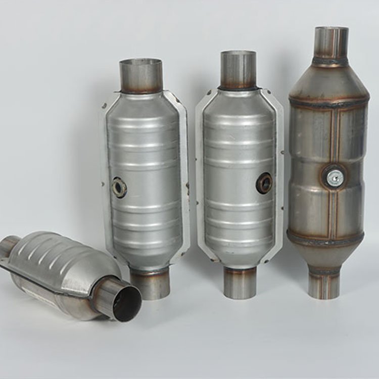 High-quality Customization Auto Metal Catalyst Honeycomb Ceramic Catalytic Converter Universal Package with Oxygen Sensor