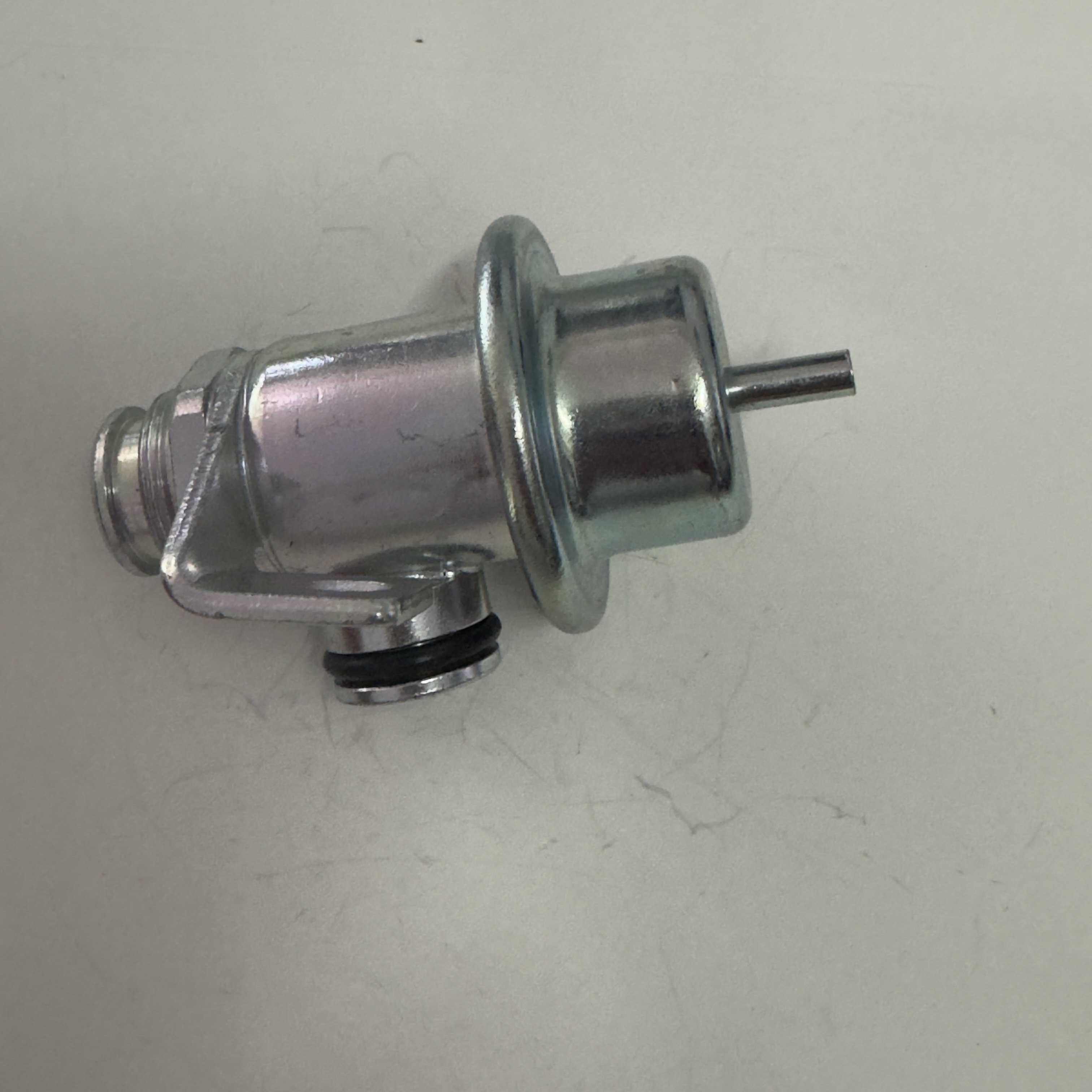 AUTO Fuel Injector Pressure Regulator DS1188 17091410 FP10347 for Opel Corsa Tigra Buick