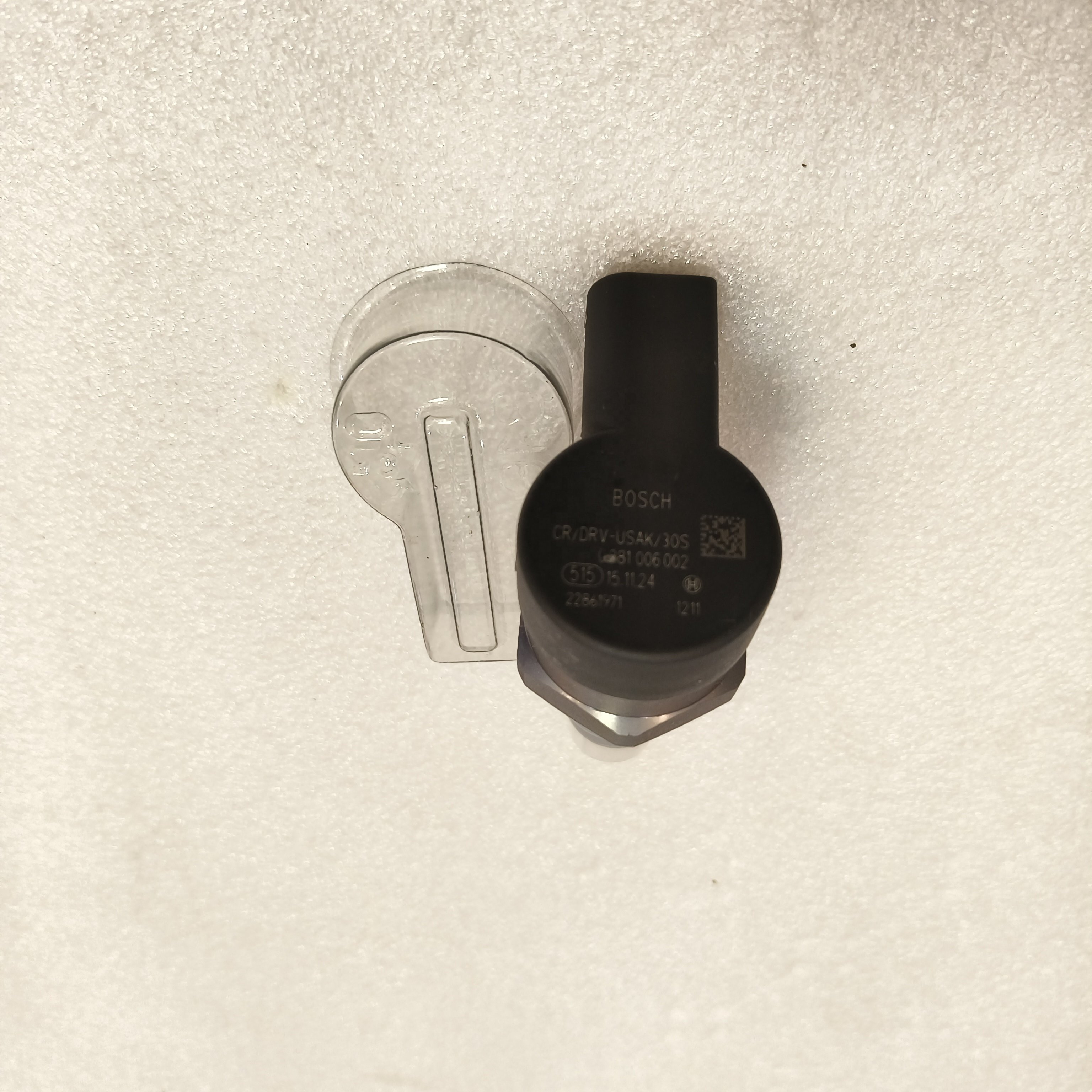 Top selling spare parts truck auto sensors regulator control valve 0281002494 0281002858 0281006002
