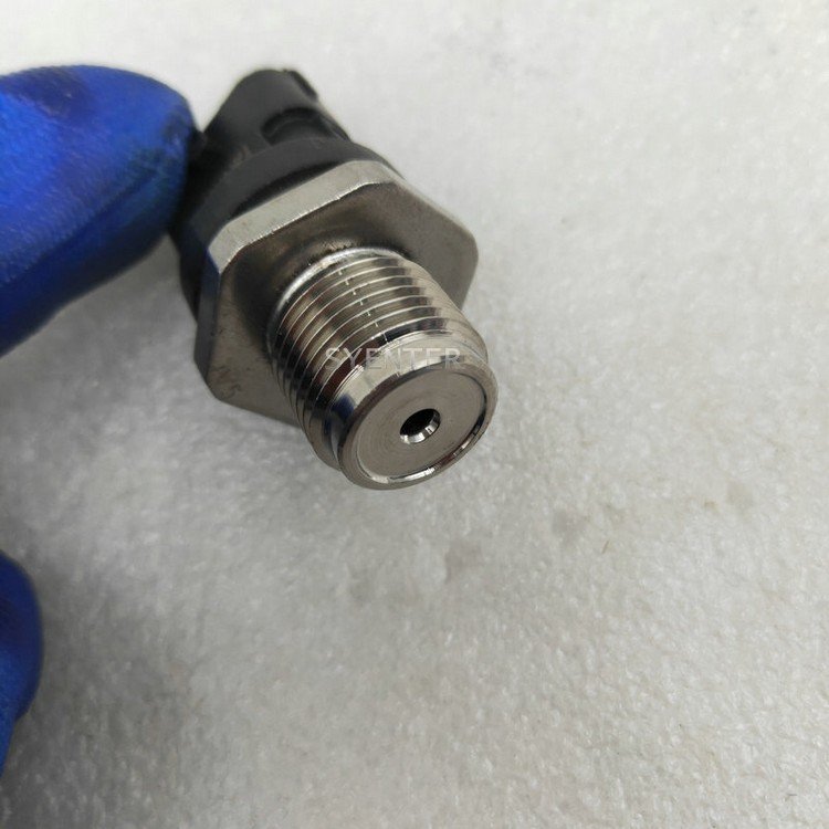 ISDE ISLE ISF Diesel Engine Fuel Rail Pressure Sensor 3974092 5297641 5260246 0281002851 0281006112 0281006325