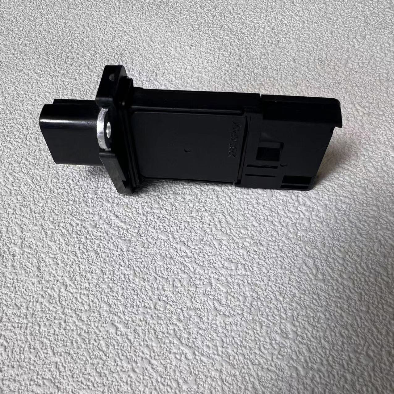 Mass Air Flow Sensor for 2005-2006 Jeep Liberty 53013733AB