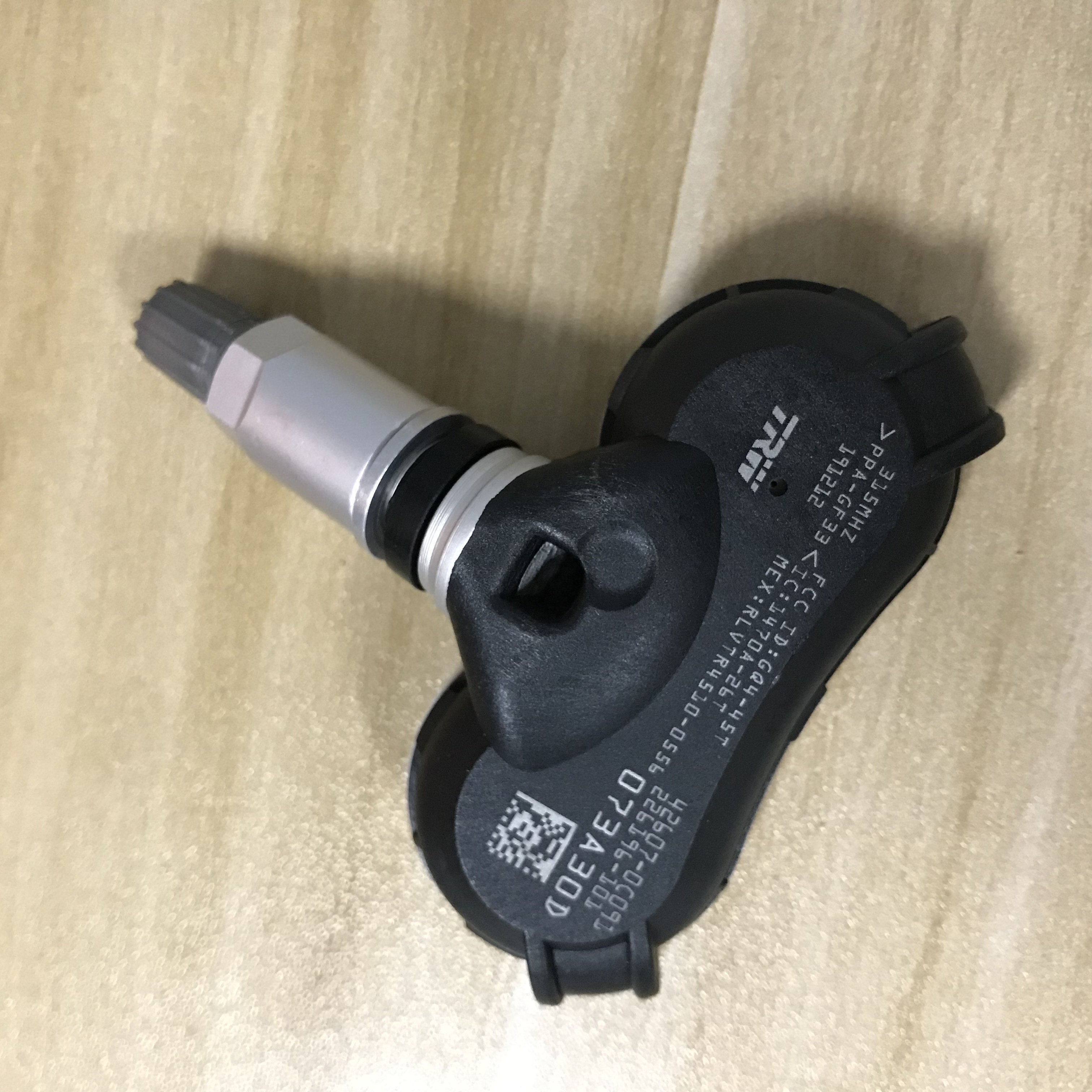Q Tpms Tire Pressure Sensor 426070C091 42607-0C091 for Toyota Tundra 315MHZ Tire Pressure Sensor TPMS Auto Parts Wholesale