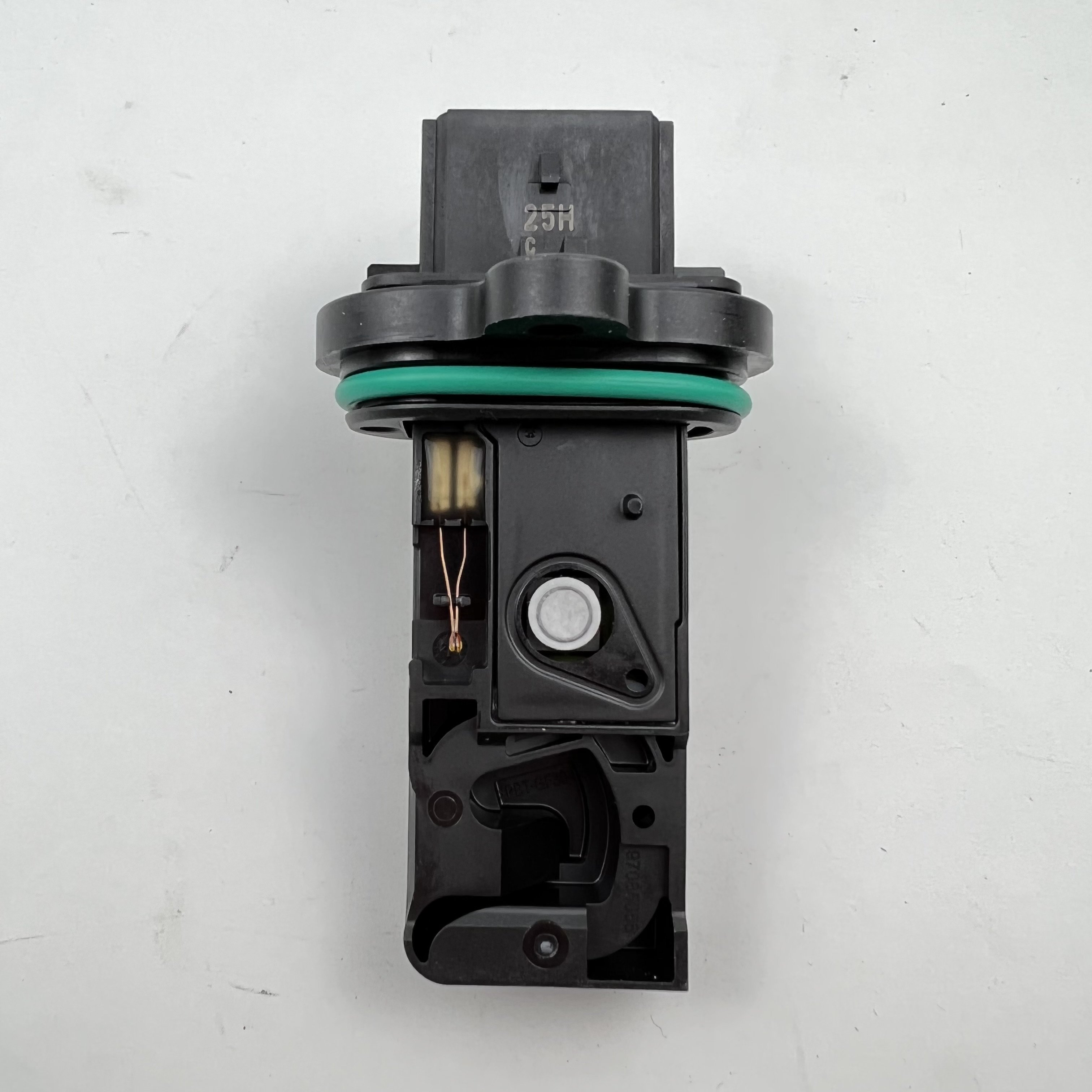 Air Flow Sensor MAF Sensor for Chevrolet Buick Encore Verano Chevy Cruze Sonic Trax 12671624