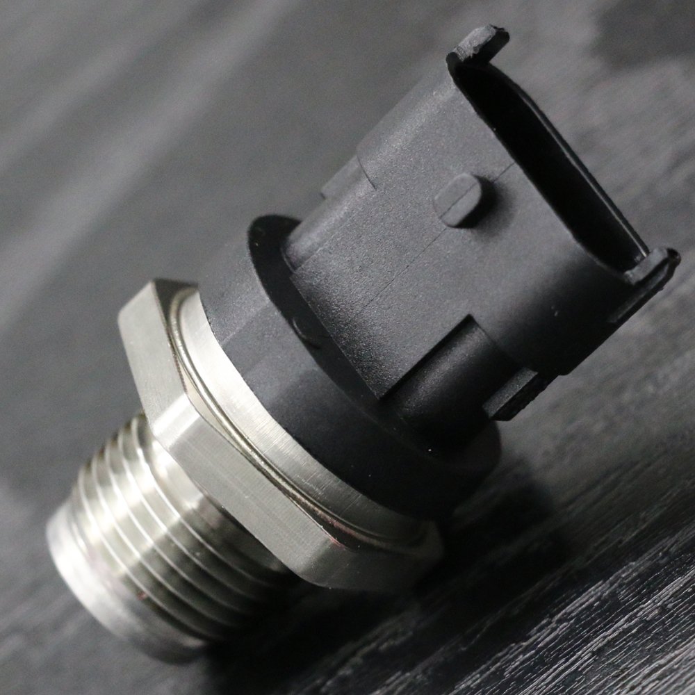 Auto Parts 059130758E 55PP09-01 Common Rail Fuel Pressure Sensor Compatible with 2.7 3.0 4.2 TDI Germany Cars