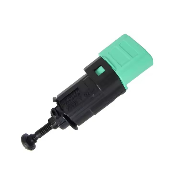Factory Price Auto Sensors 9650688480 Brake Light Switch for PEUGEOT 207 307 308 3008 Partner Tepee 5013