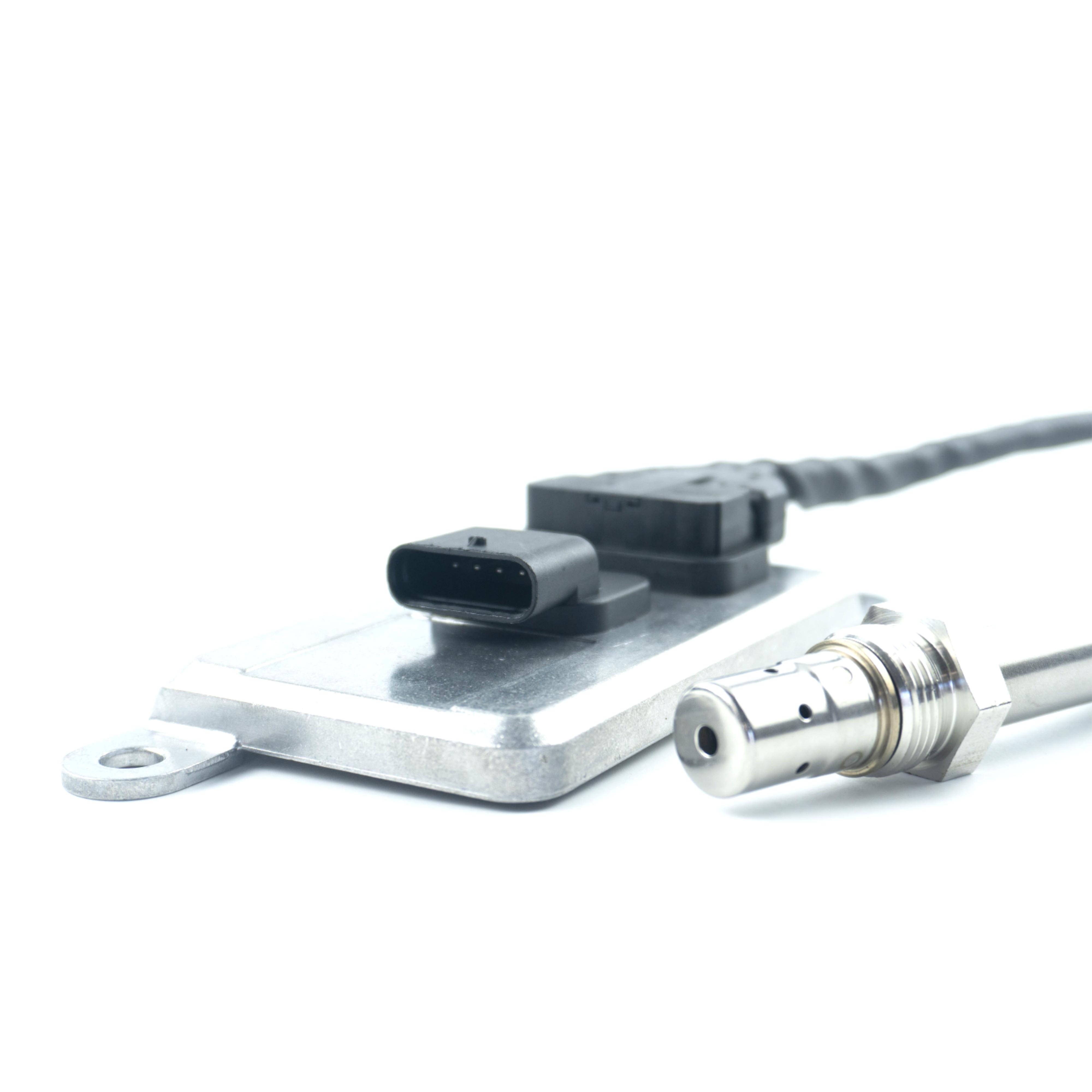 Factory Direct Sales Good Price 5WK96618C 51.15408-0015 Top Quality Auto Nitrogen Oxygen Nox Sensor for MAN