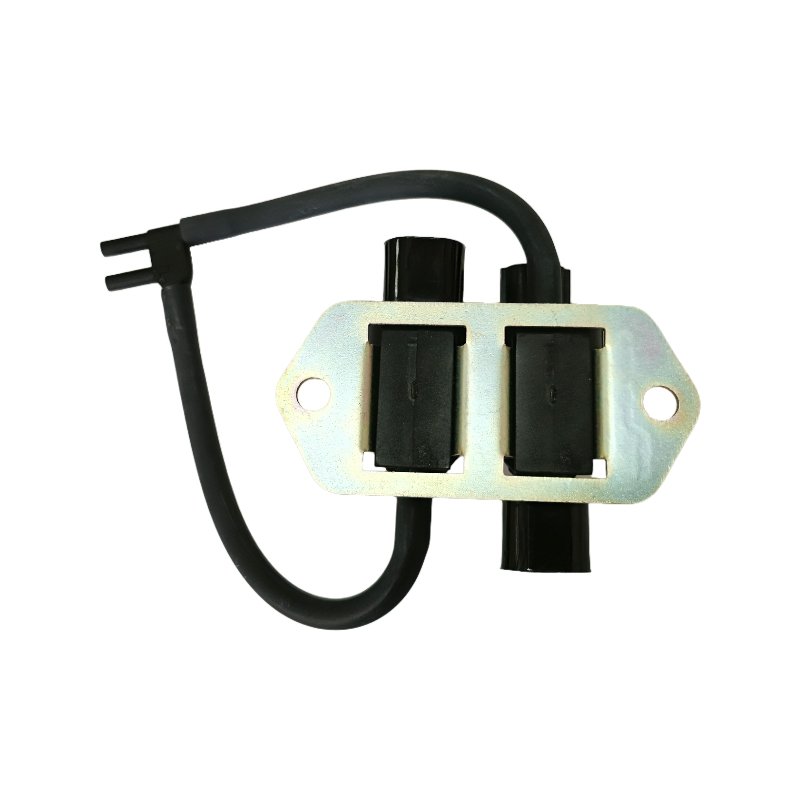 Vacuum valve suitable for sensor control valve of Mitsubishi Pajero four-wheel drive system