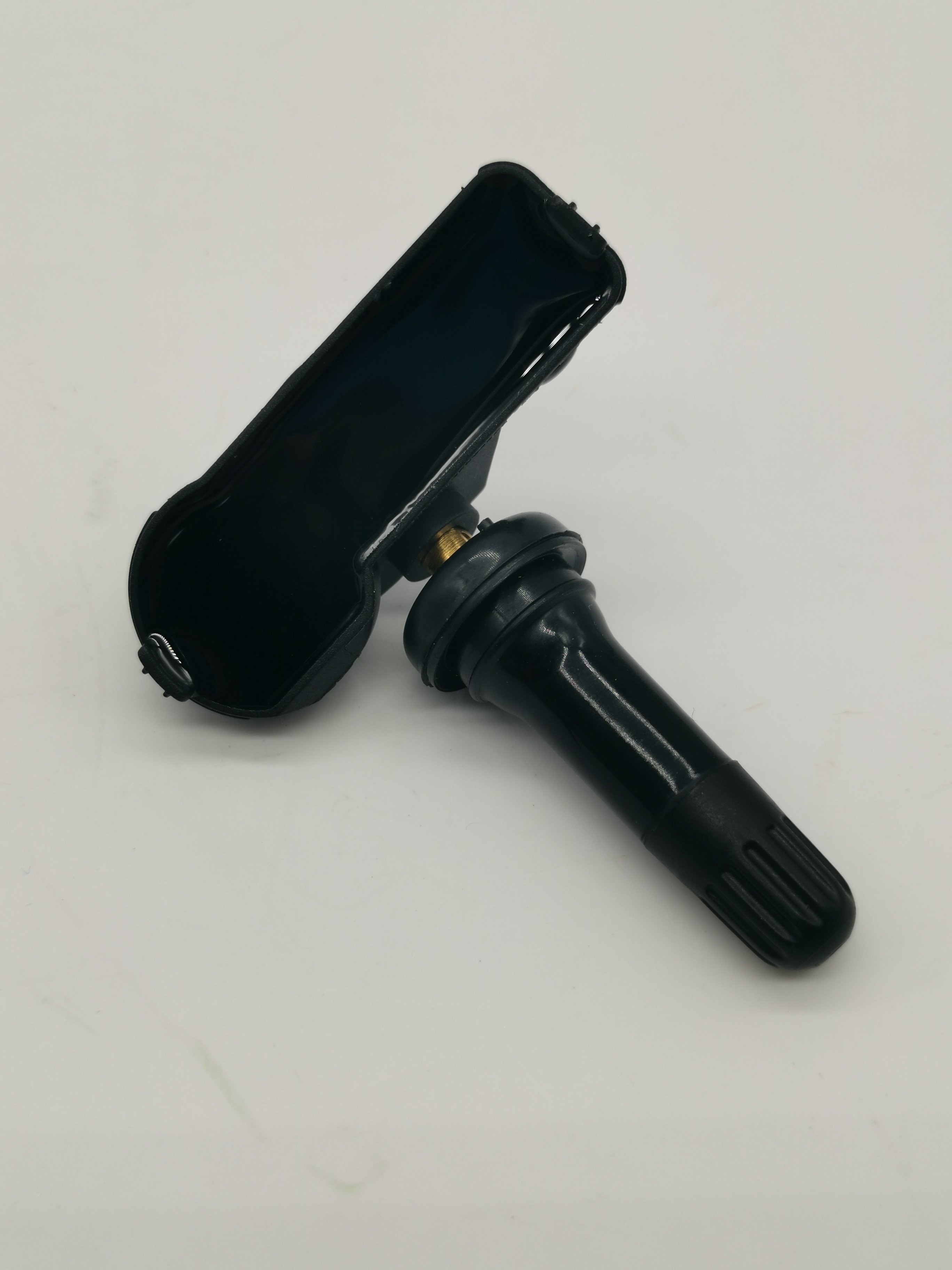 HIGH QUALITY Auto Spare Part Tire Pressure Sensors For Chevy Gmc Gm 13589597 13598772 13586335