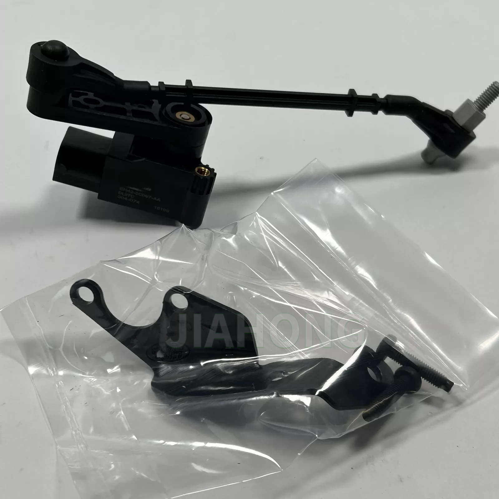 LR020627 Suspension Parts Front Right Suspension Ride Height Level Sensor For Land Rover Range Rover Auto Parts
