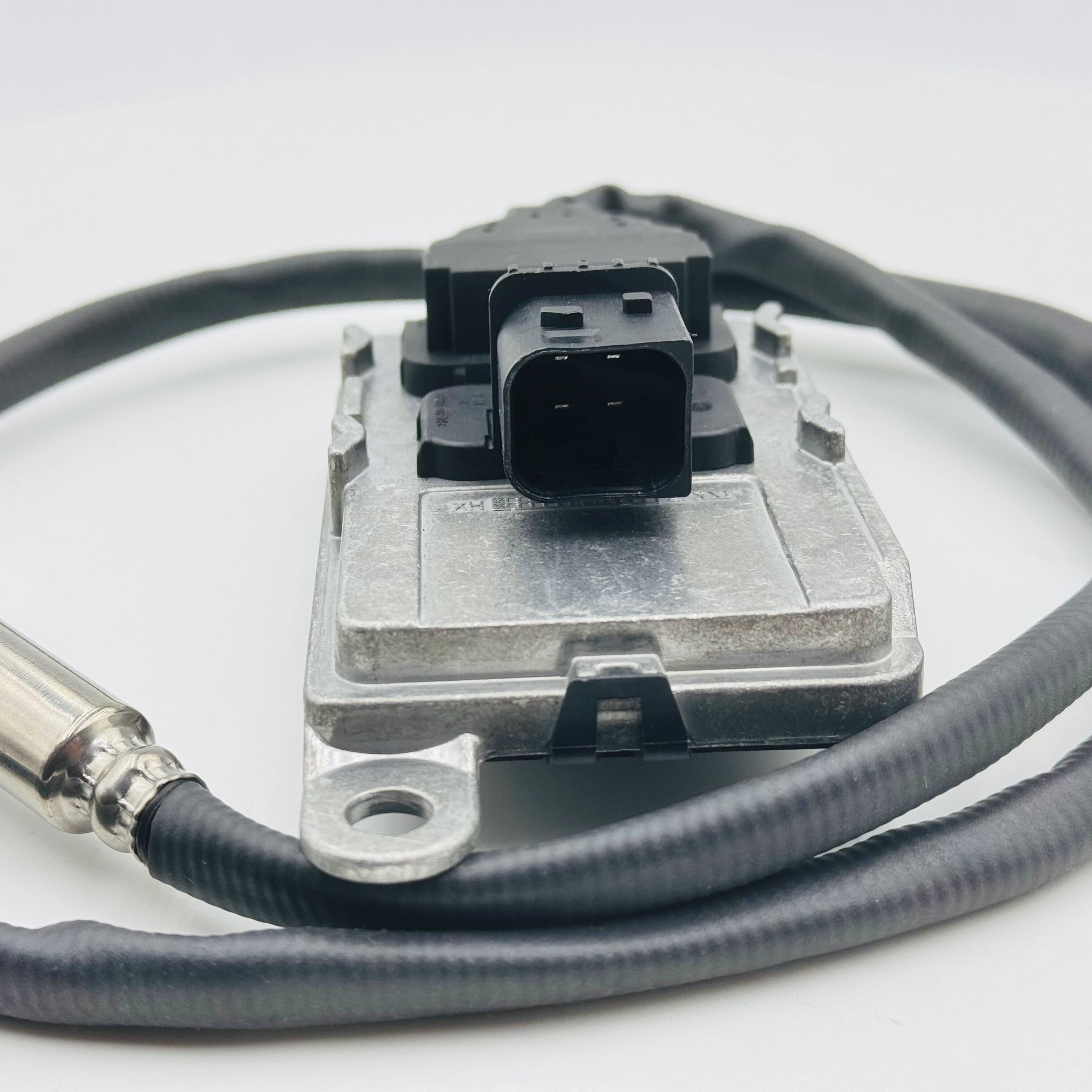 Factory Direct Supply 2293965 SNS0061G AAA212607000 Nitrogen Oxide Sensor For DAF Nox Sensor 24V