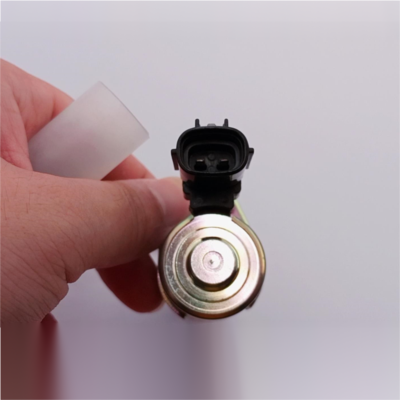 Good Quality Suitable for TOYOTA Mr2 Celica Caldina RAV4 Camshaft Timing Oil Control Valve 15330-74020