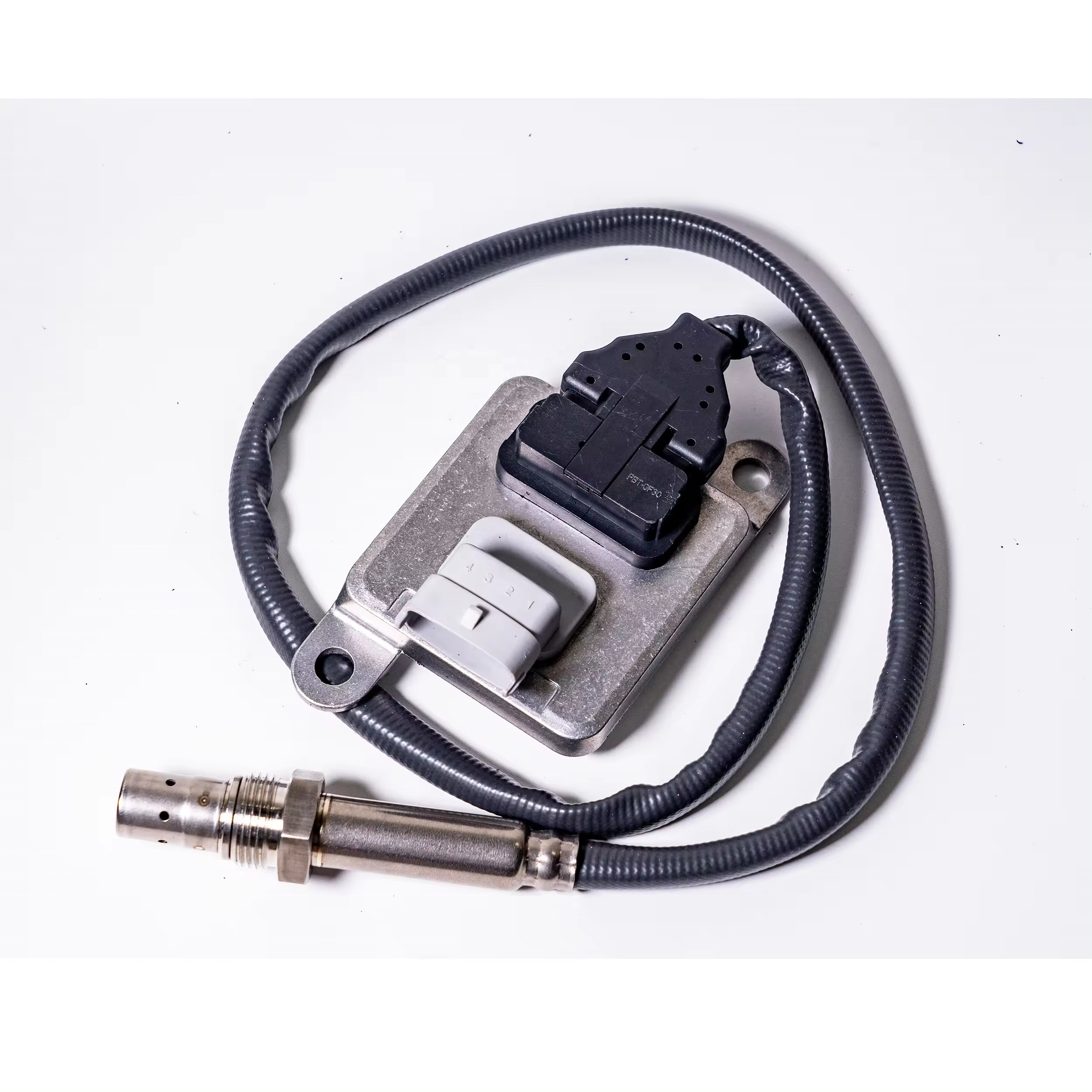 2894941 2894941RX 3687334RX Nitrogen Oxide Sensor for Cummins Engine 5WK96673A NOx Sensor