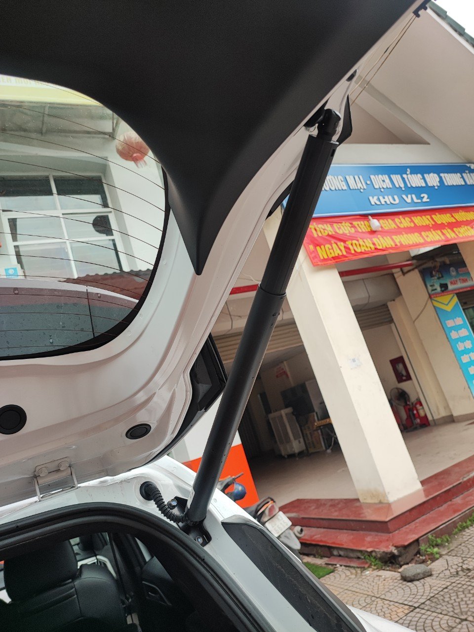 Kick Sensor to Open Trunk with Electric TAILGATE From ICAR - Auto Car Trunk Rear Door Lifting for Mitsubishi Xpander 2022-2024