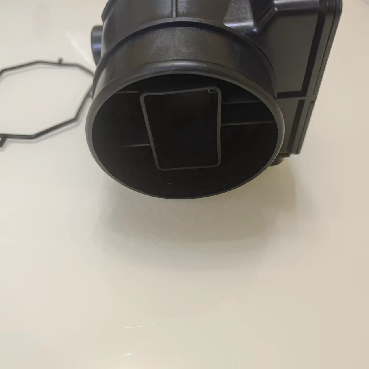 air Flow Sensors for Mitsubishi Lancer Cedia Dingo Carisma Mirage Md172500 Md336500 E5t08371 4g15 4g92 4g93 Engine