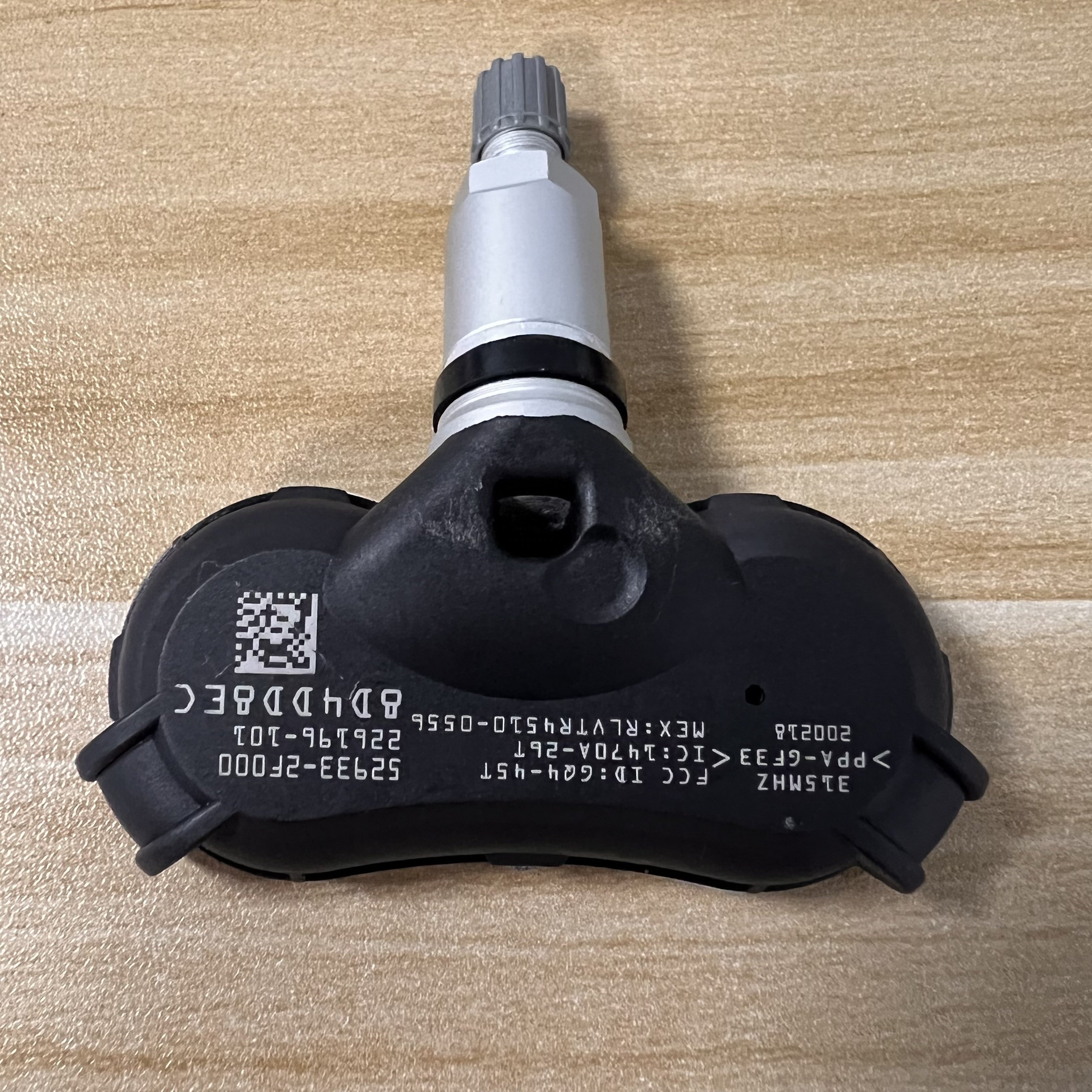 Q Tpms Tire Pressure Monitoring Sensor 529332F000 52933-2F000 for Hyundai-Kia Tucson TPMS Tire Pressure Sensor