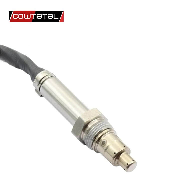 Truck Engine 24V Voltage Auto Emission Nox Sensor Nitrogen Oxide Sensor OEM 5801754017 for IVECO