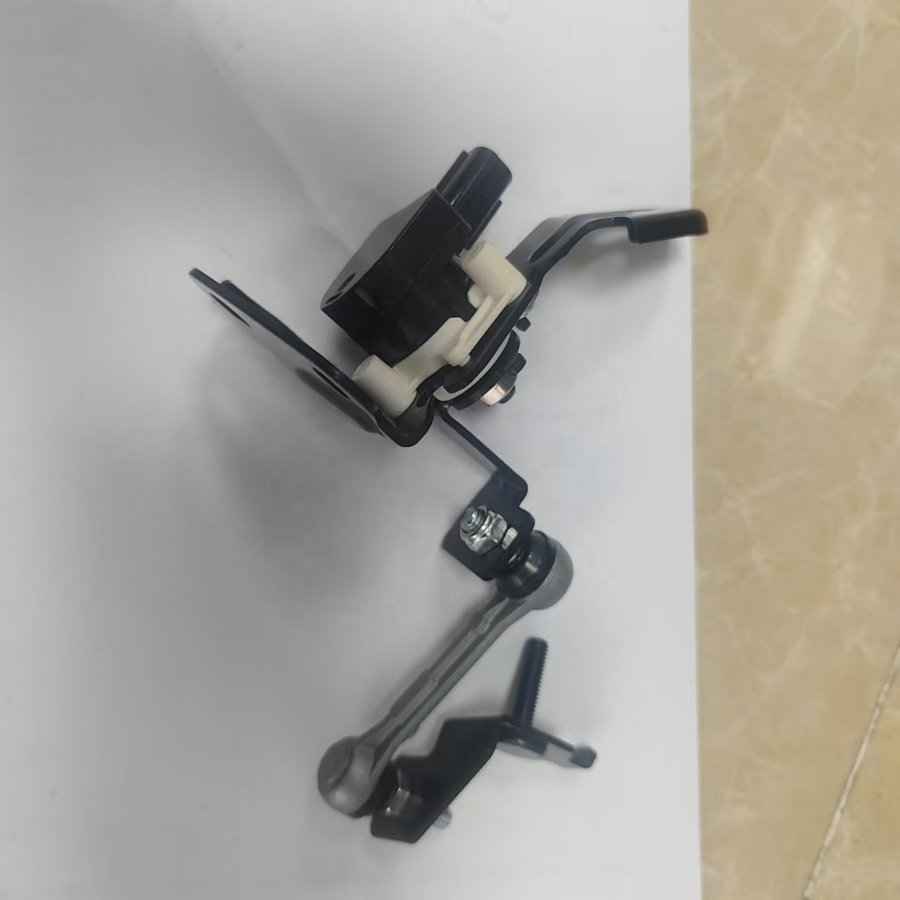 8651A095 8561A496 Front Suspention Height Sensor for Mitsubishi Outlander (MK2) 2007-2012 Lancer
