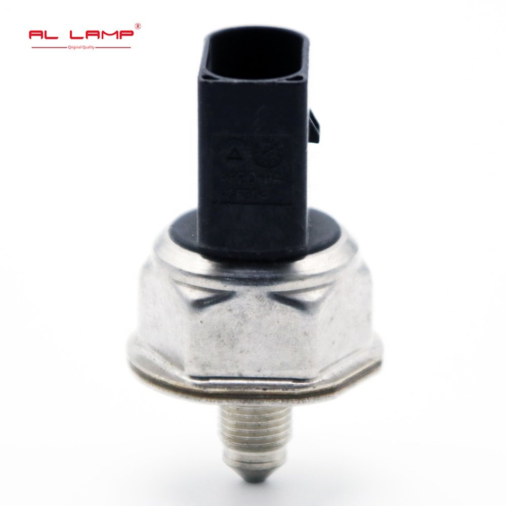 Fuel Rail Pressure Sensor for VW Passat Touareg Audi A6 A7 Q7 55PP16-03