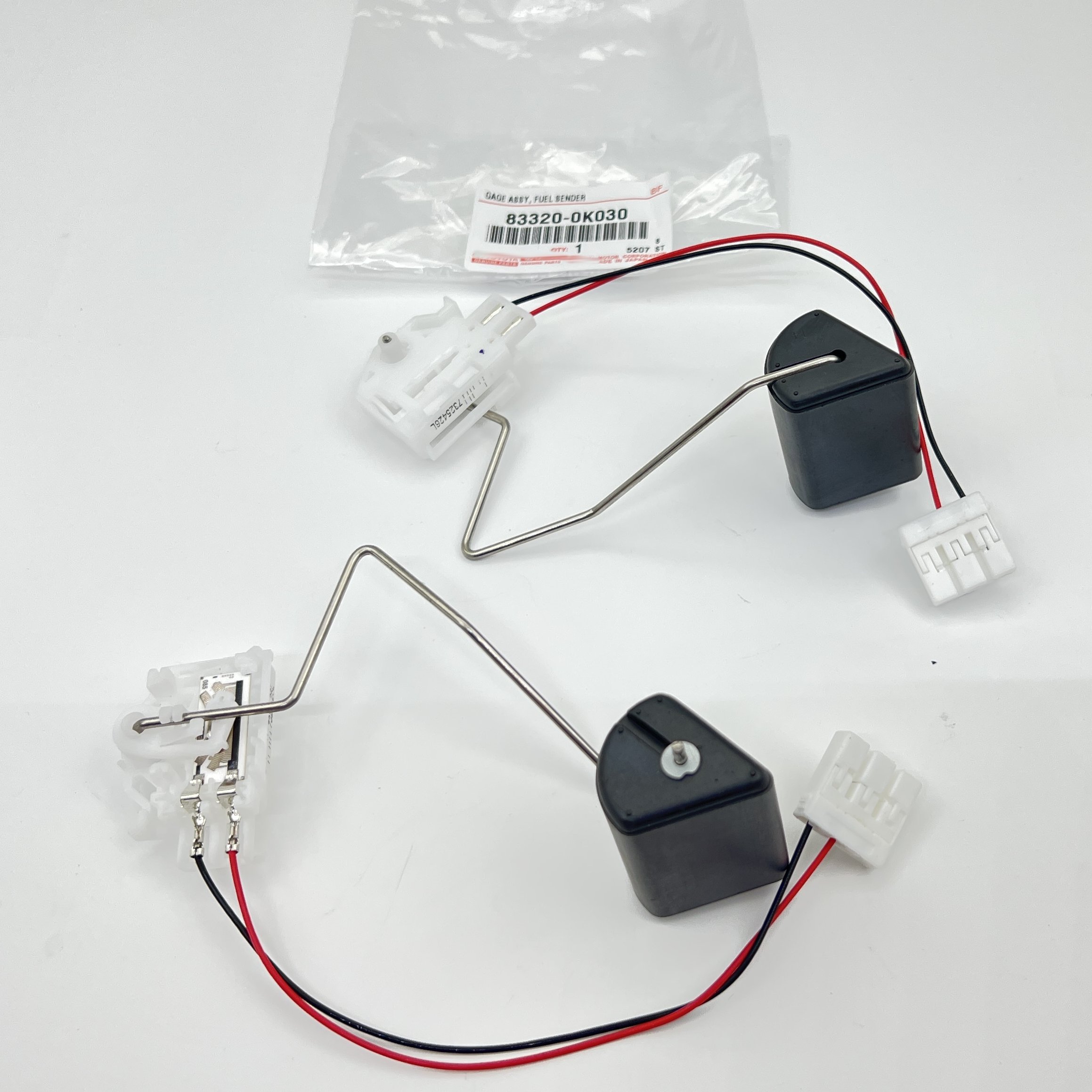 High Quality 24V Fuel Sensor Gauge Assembly Brand New Low Price for Toyota INNOVA 83320-0K030