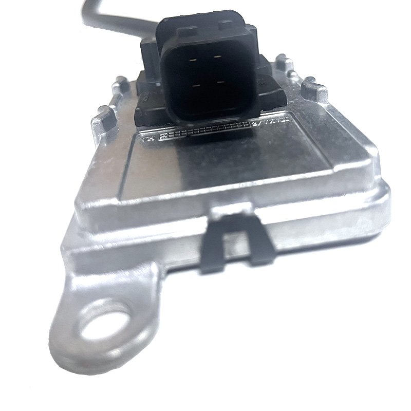 Korsemi Auto Spare Parts Nox Sensor Exhaust Sensor for SCANIA Nitrogen Oxygen Sensor 5WK97401