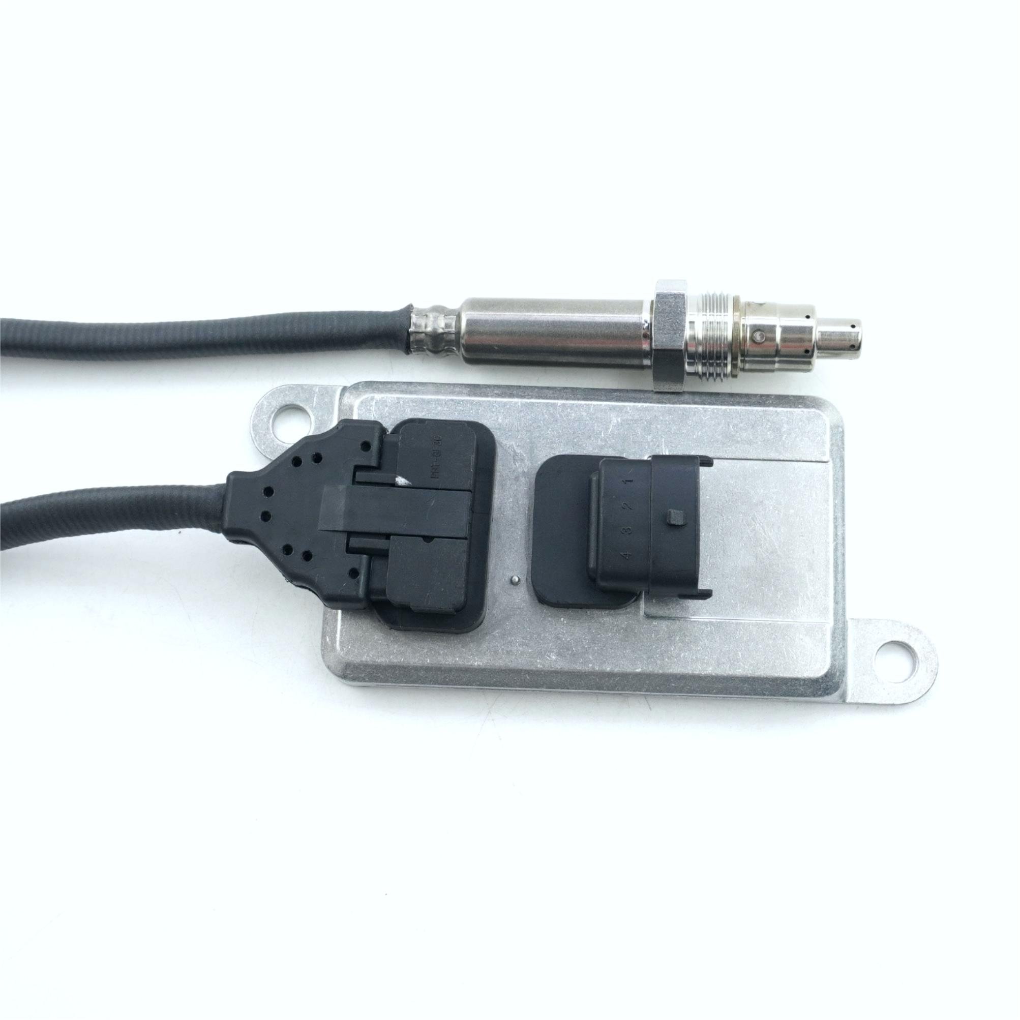 New 4954222 5WK96620A 5WK9 6620A Nitrogen Oxide Sensor Nox Sensor for Cummins Engine Spare Part 24V Auto Sensors