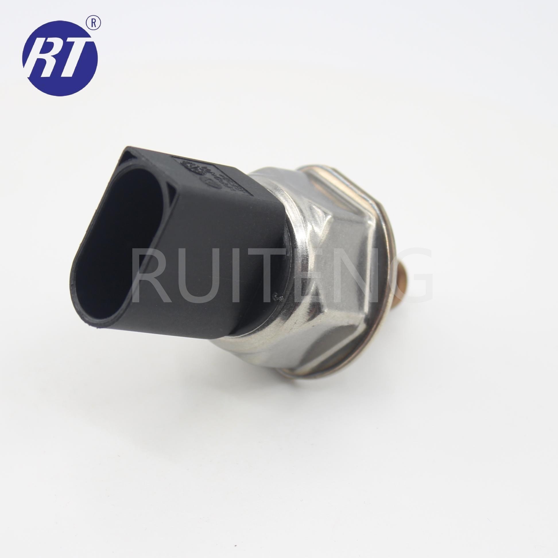 Truck Auto Parts Rail Fuel High Pressure Sensor 55PP09-01 55PP0901 059130758E for Audi Q7 A4 S4 A5 S5 A6 S6 A8 S8 4.2