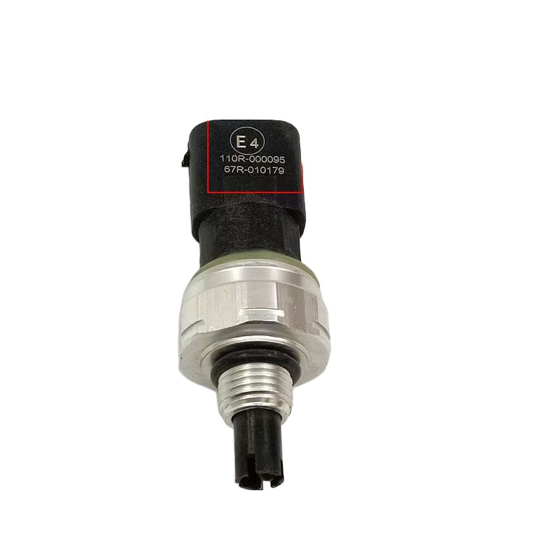 Weichai Yuchai Original 110r-000095/67r-010179 Gasoline Fuel Pressure Sensor New Condition Oil Pressure Sensor