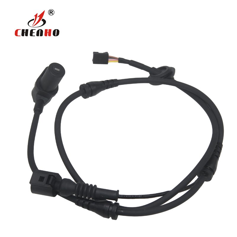 Front Left or Right Side ABS Wheel Speed Sensor for Audi A4 Quattro S4 8E0927803B ALS448 5S10461 SU11914