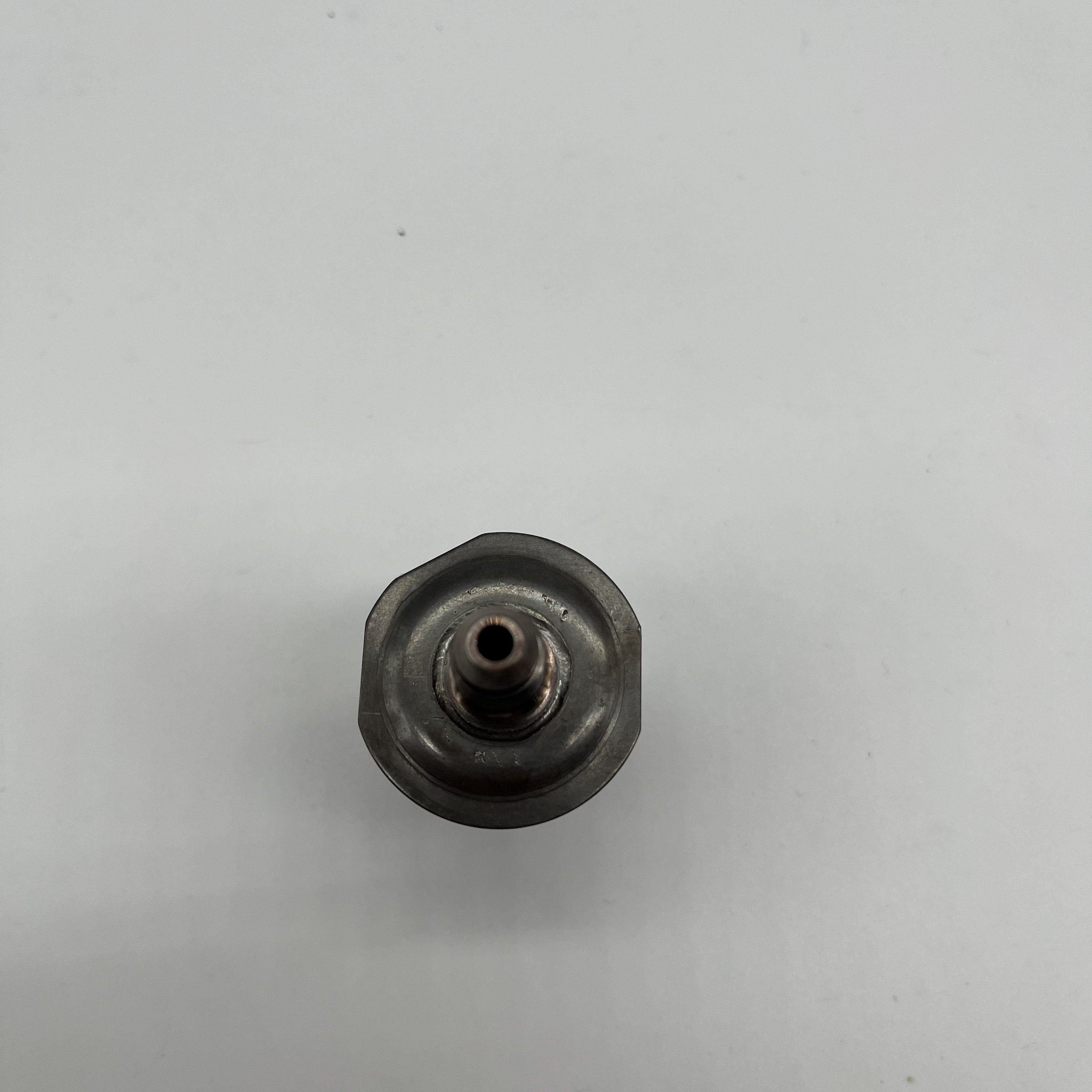 Auto parts Fuel injection fuel rail fuel pressure sensor for buick ENVISION S 55577400 55492824 10899141