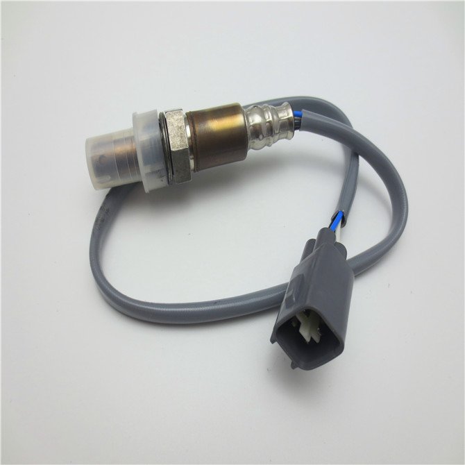 Auto sensors OEM# 89467-26020 8946726020 For TRH201 TRH203 oxygen LAMBDA sensor