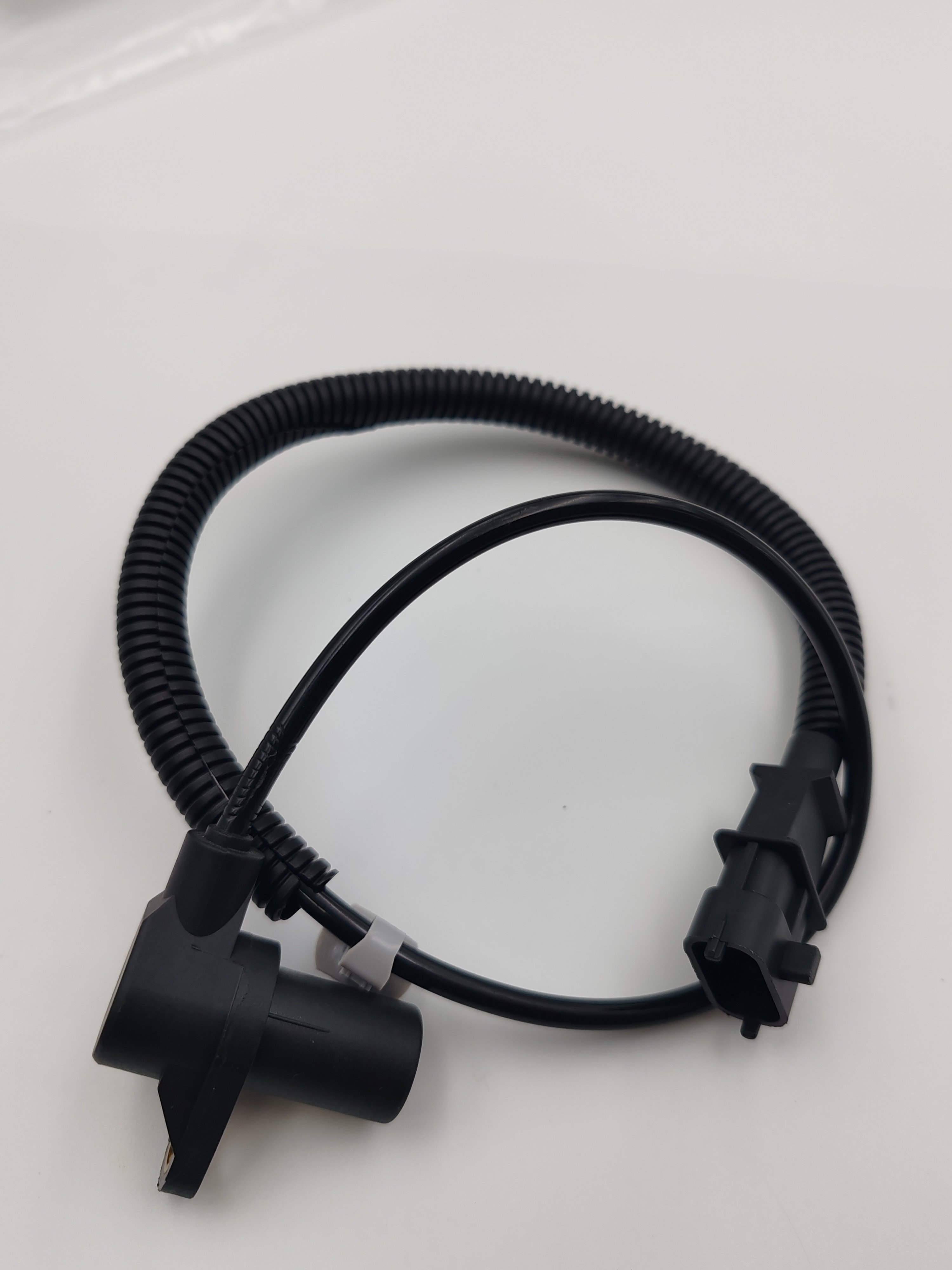 Auto Parts Electric Crankshaft Position Sensor 3918022001 39180-22001 39180-4A000 for Hyundai Scoupe L4 1.5L 1991-1995
