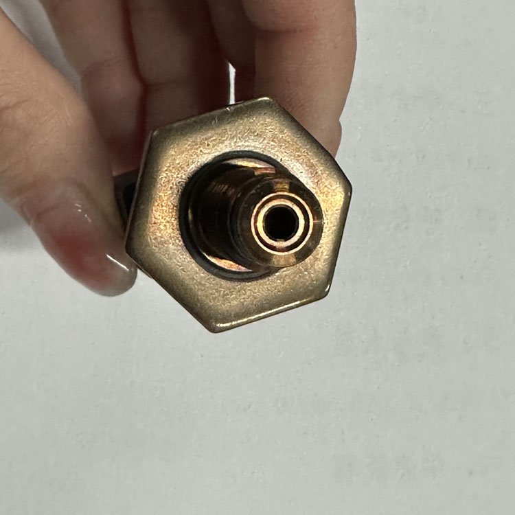 China original New in stock Fuel Injector Pressure Sensor OEM GK2Q-9F972-AA 2345718 A2C90375501 For Ranger 2.0 new model
