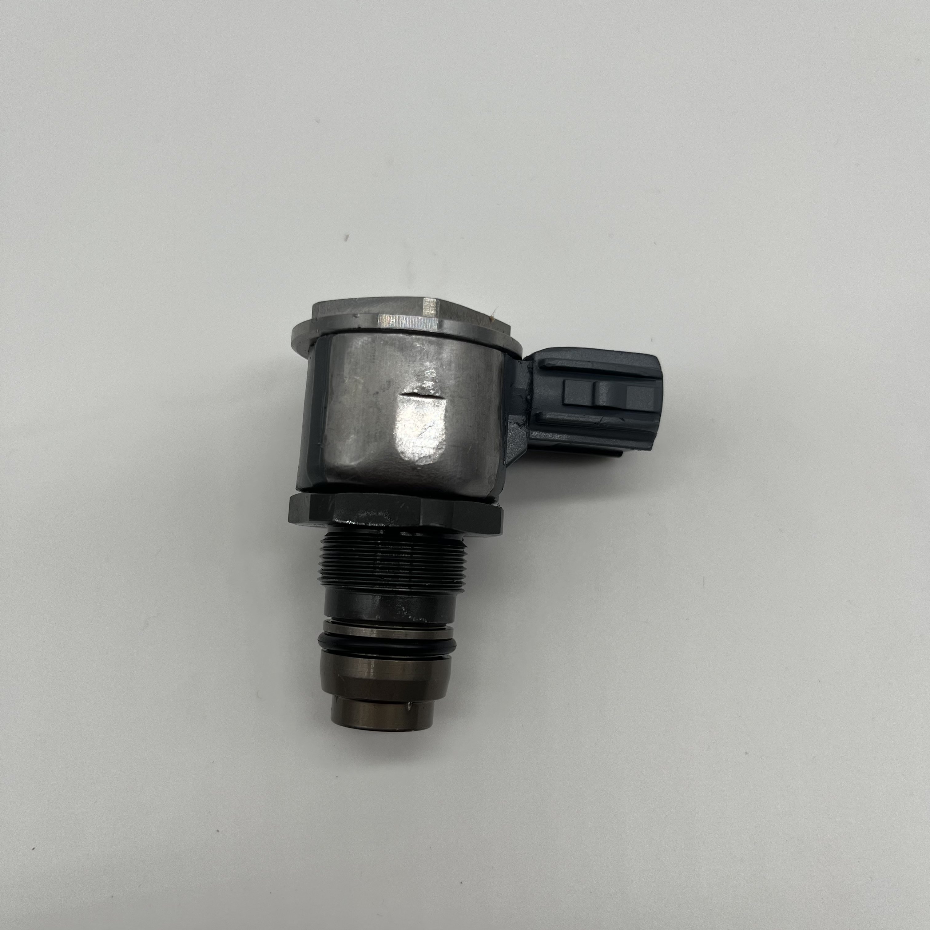 Auto Parts Fuel Common Rail Pressure Sensor for toyota Hilux Revo 1GD 2GD PRADO 23810-0E010 23810-0E020 23810-0E011
