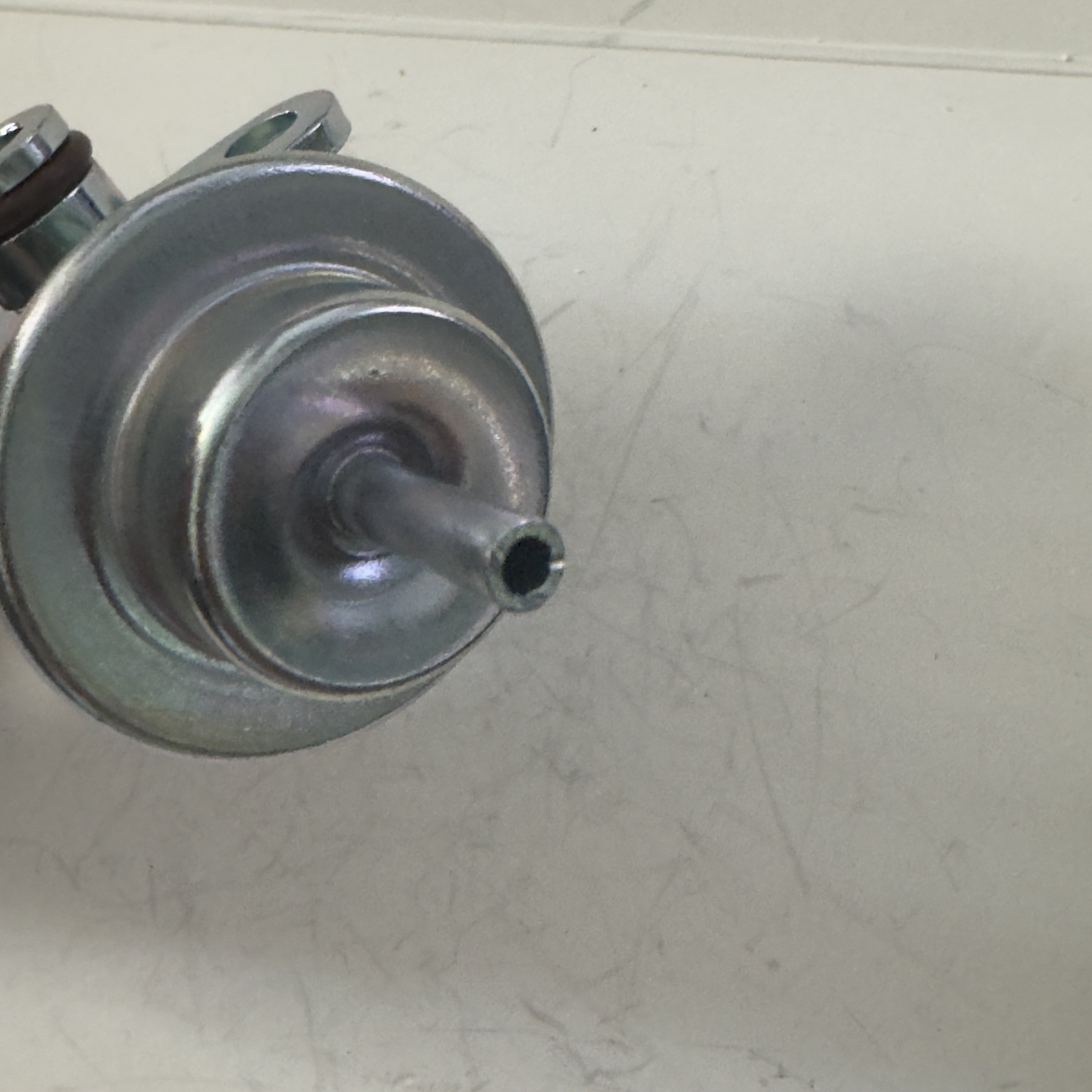 Auto Parts High Quality Fuel Pressure Regulator 22670-3550a