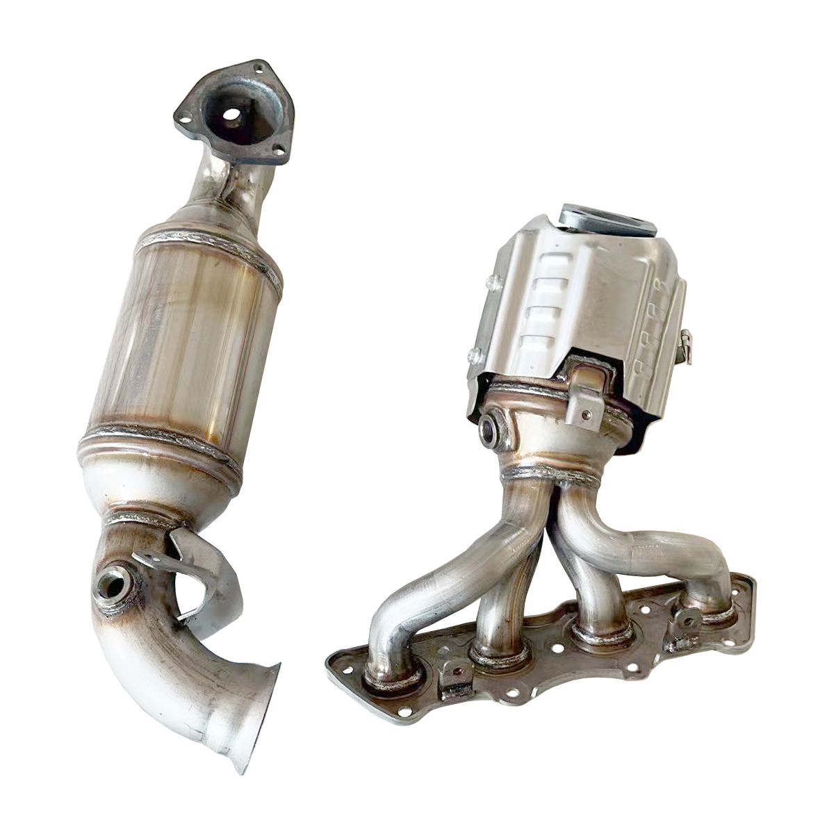Exhaust Pipe Wholesale Euro4 Euro5 Catalytic Converter for Hyundai Accent Veloster 2009-2015 2.4L Kia Rio IX25 2012-2014
