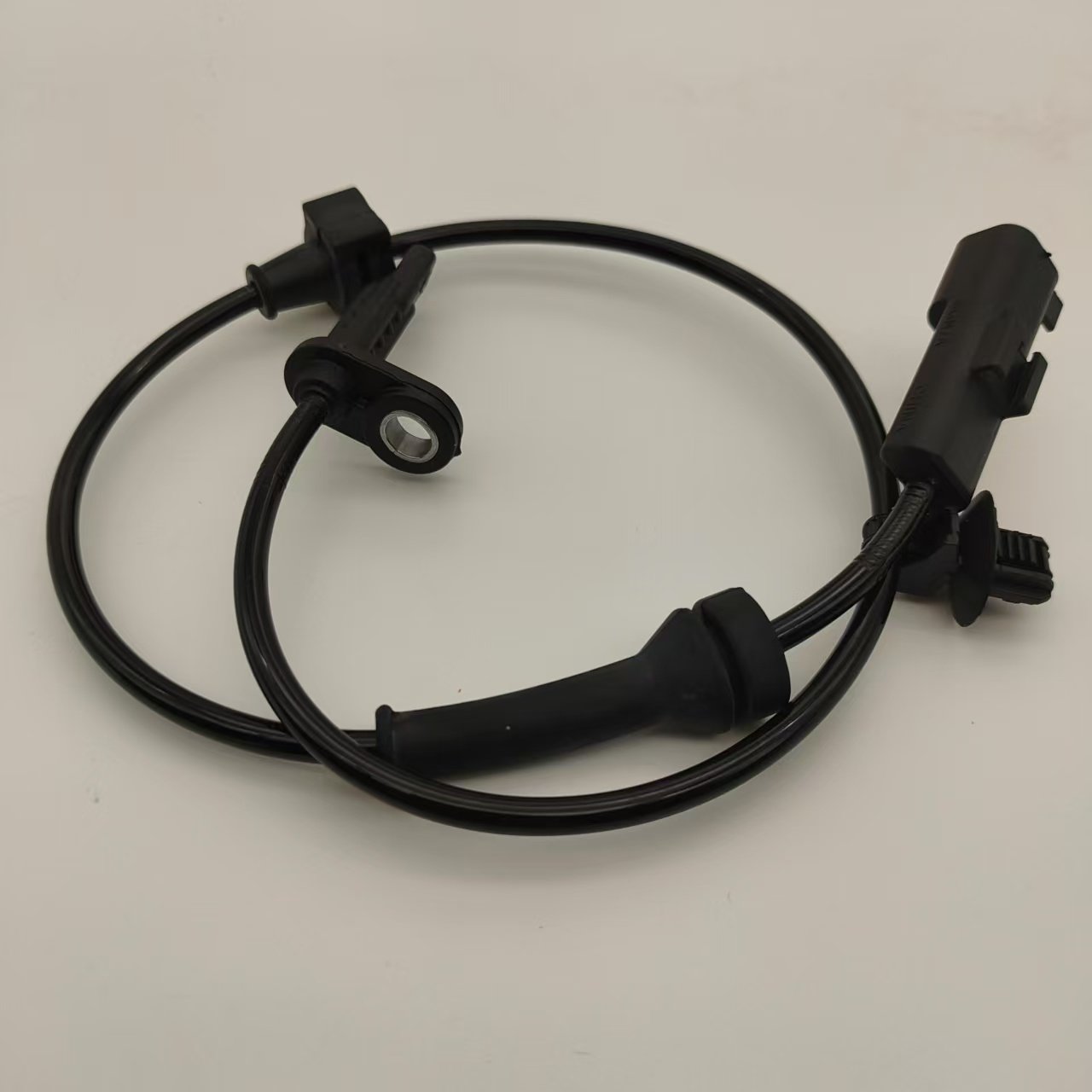 Hot Sale High Quality Auto Parts ABS Wheel Speed Sensor JG9C2C204A2A For Land Rover