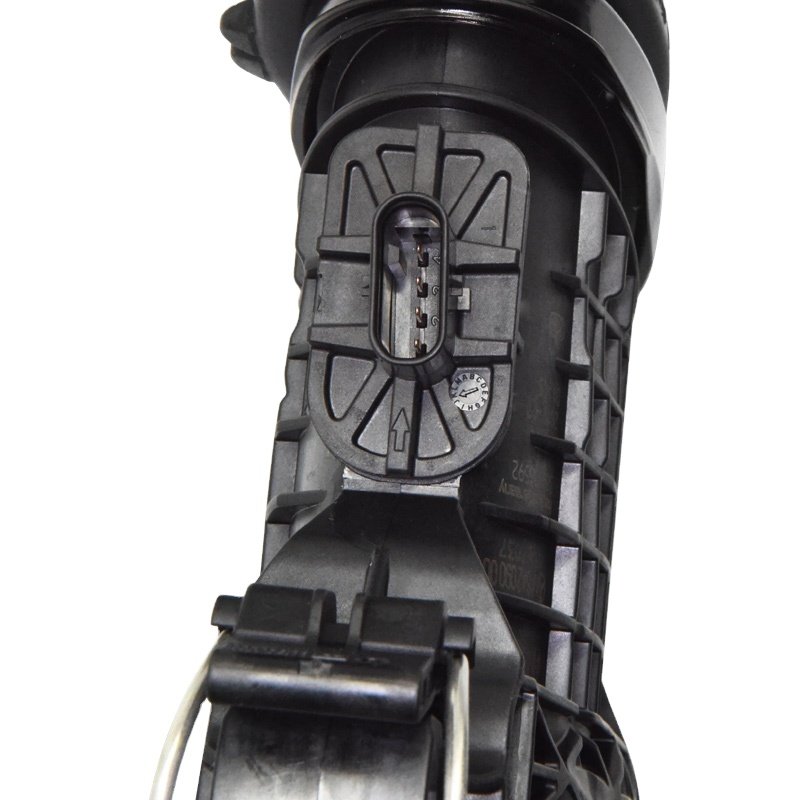 Auto Parts For Mercedes benz OM642 W166 Mass Air Sensor Intake Duct A6420901642 A6420901542 A6420901742