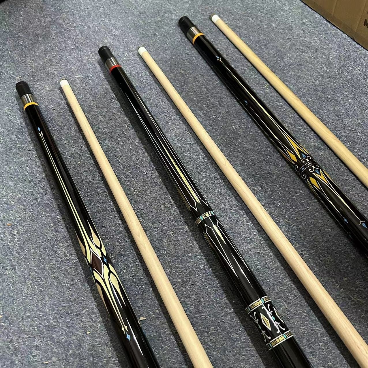 New Superior Maple Wood 2-PC Style Billiard Pool Cue 13MM Tip on Sale
