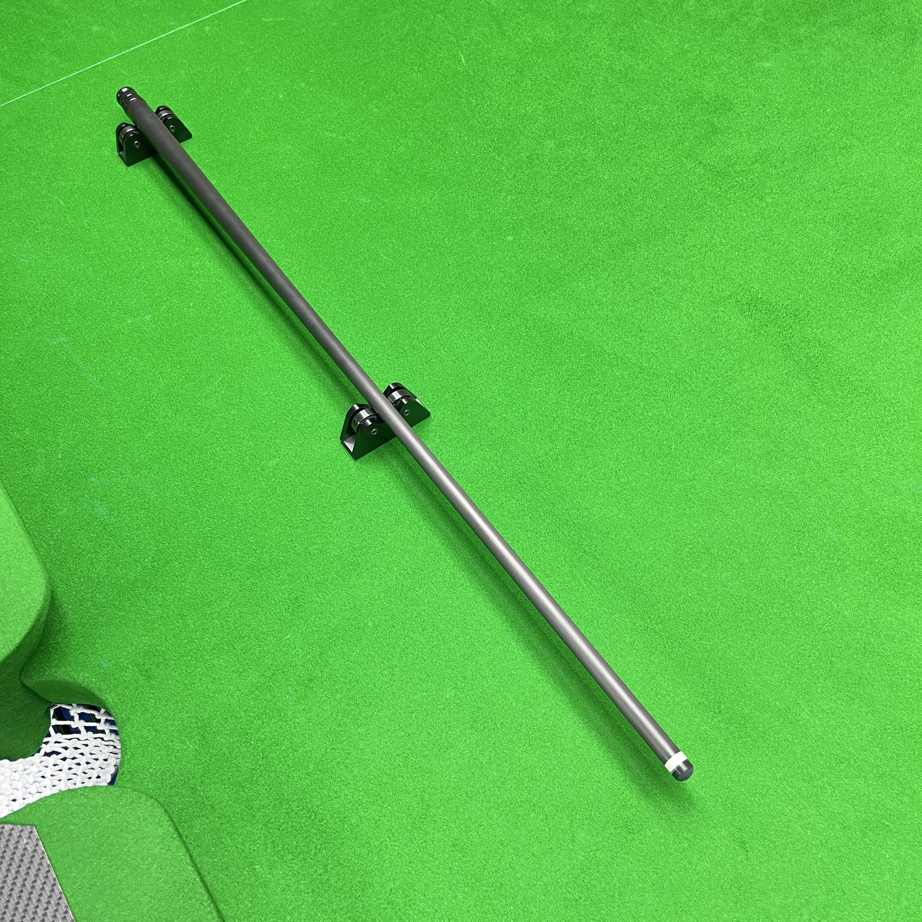 Ultra Low Deflection Carbon Cue Shaft 11.8mm White Juma Ferrules Pool Cue Shaft