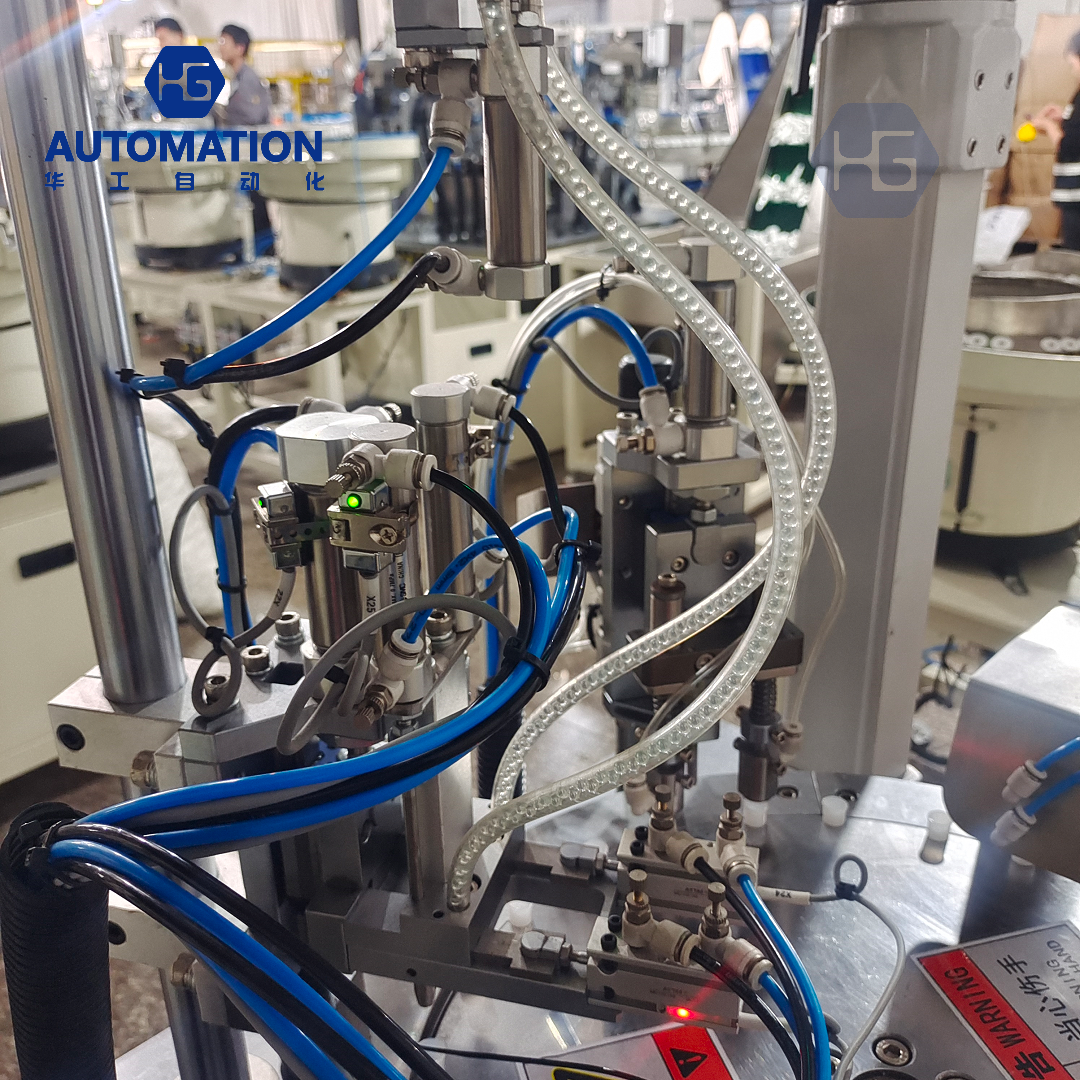 Piston Wave Ball Two-piece Assembly Machine, Improve the Production Efficiency of the Right-hand Assistant