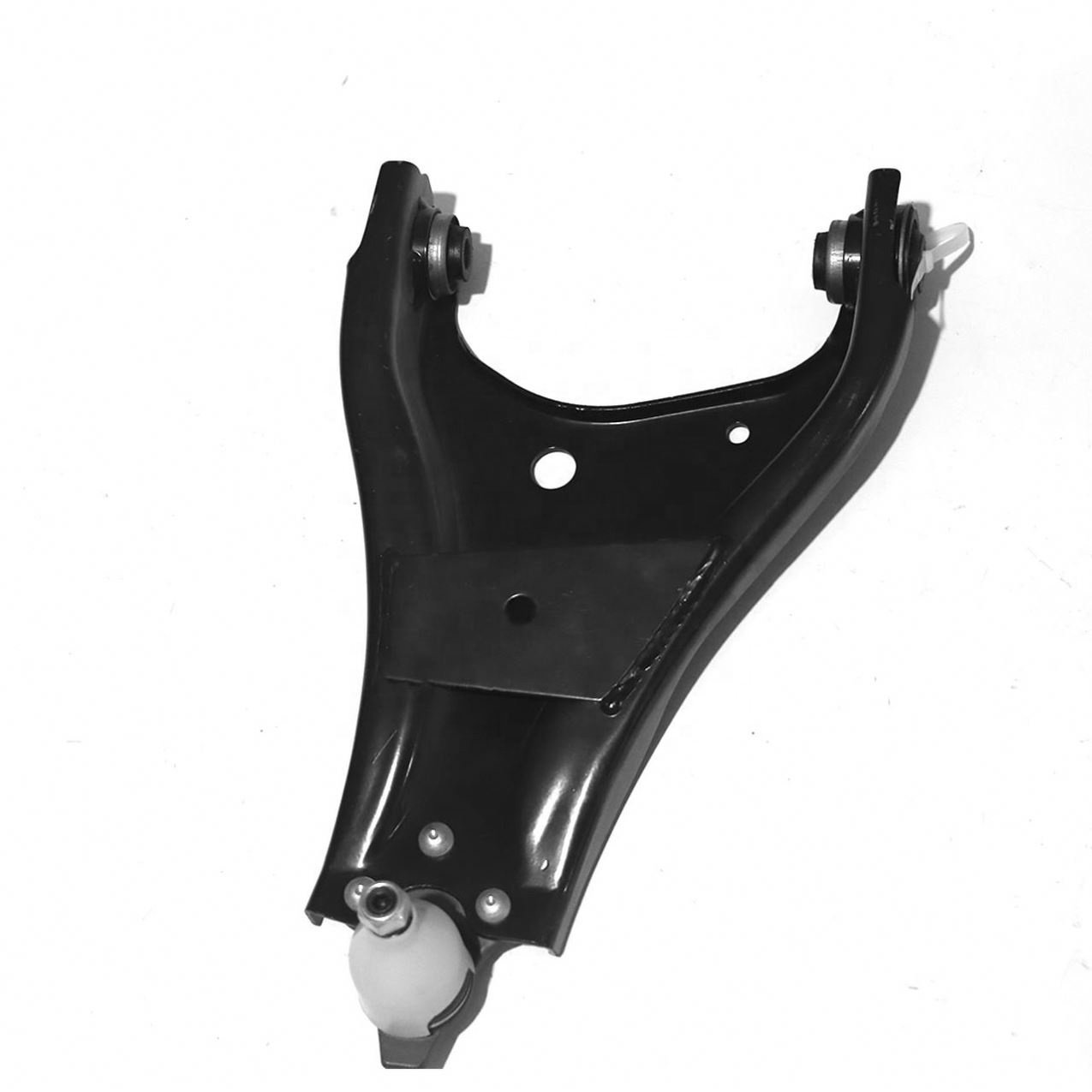 Front Wheel Lower Control Arm for RENAULT DACIA Duster 545011697R 545000138R Quality Assurance