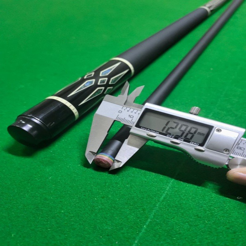 Hot Sale High-grade Black 1/2 Carbon Fiber Stainless Steel Center Joint Billiard Cue
