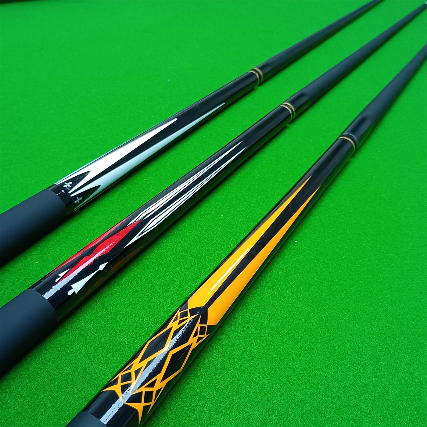 Hot-Selling High Quality Carbon Cue Stick High Elastic 1/2 Carbon Fiber Billiard Cue