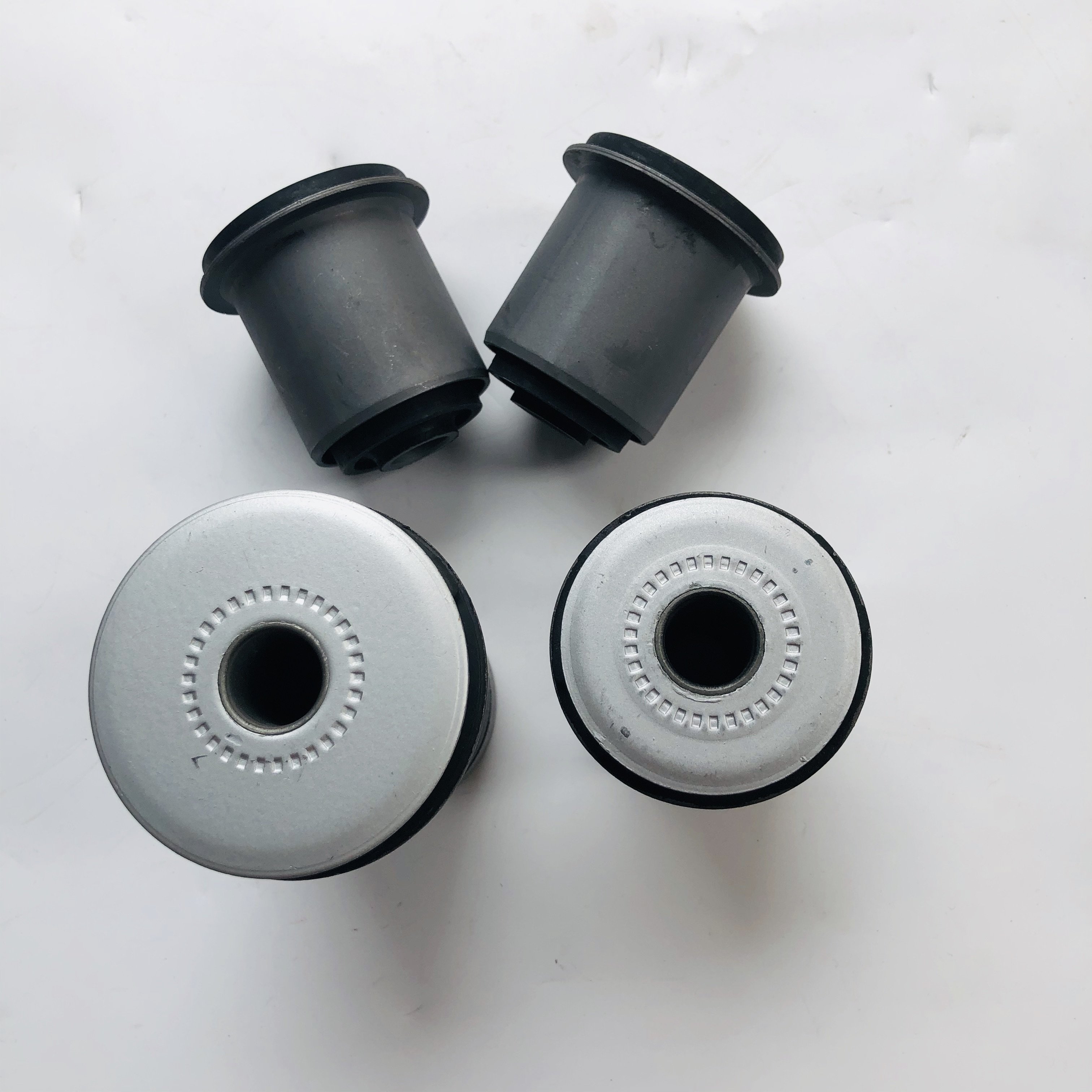 High Quality Accessories Front Suspension Under Control Arm Bushing 48654-0K040 for Toyota Hilux Vigo KUN25 KUN26 48654-0K040